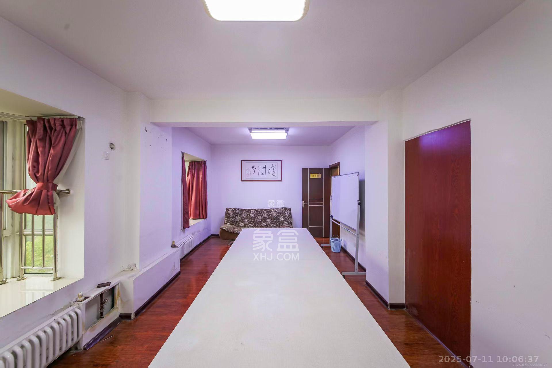 金葳佳园  4室2厅2卫    4500.0元/月 金葳佳园  4室2厅2卫    4500.0元/月室内图