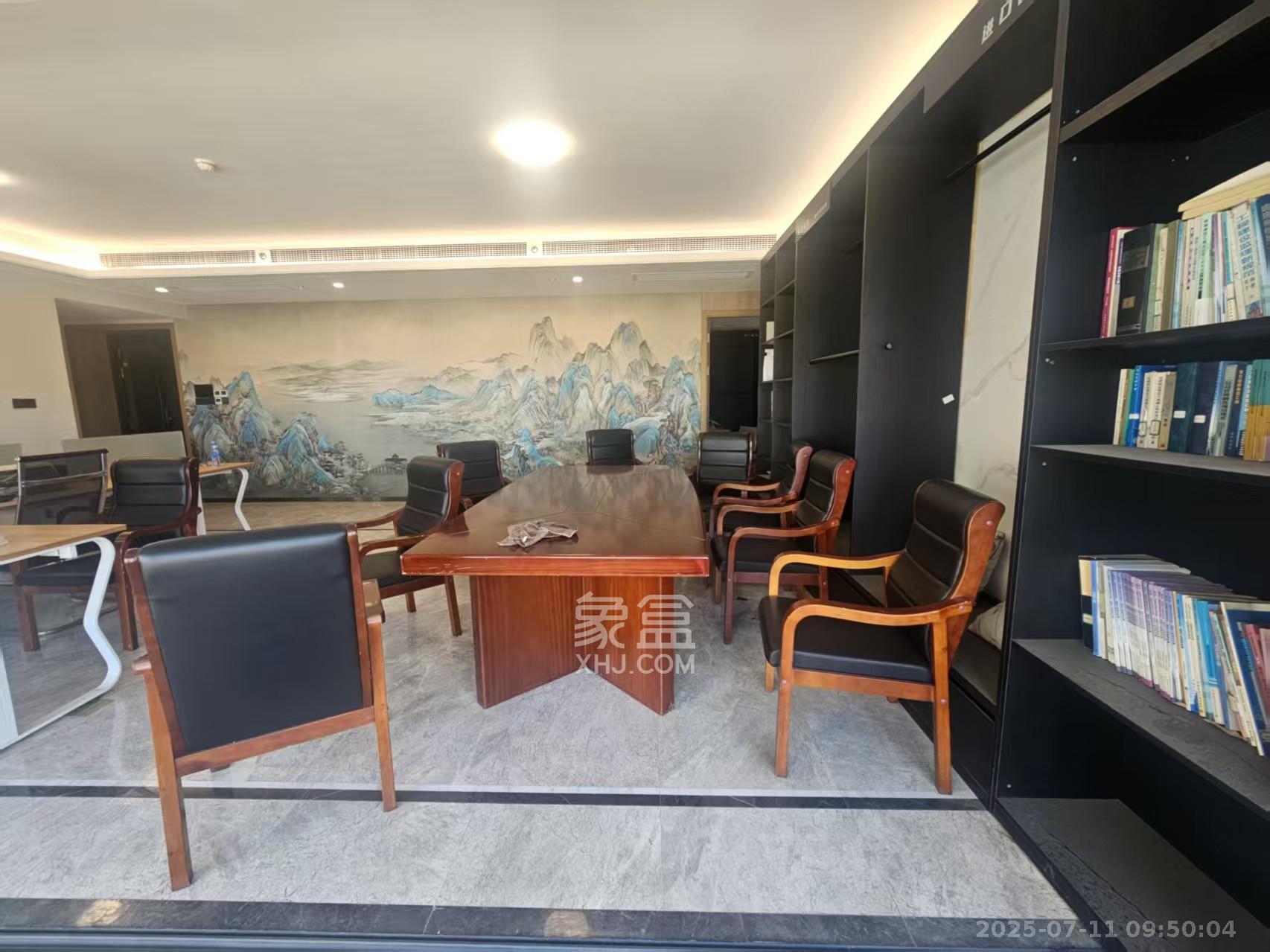 旭辉都会山  4室2厅3卫    9000.0元/月 旭辉都会山  4室2厅3卫    9000.0元/月室内图