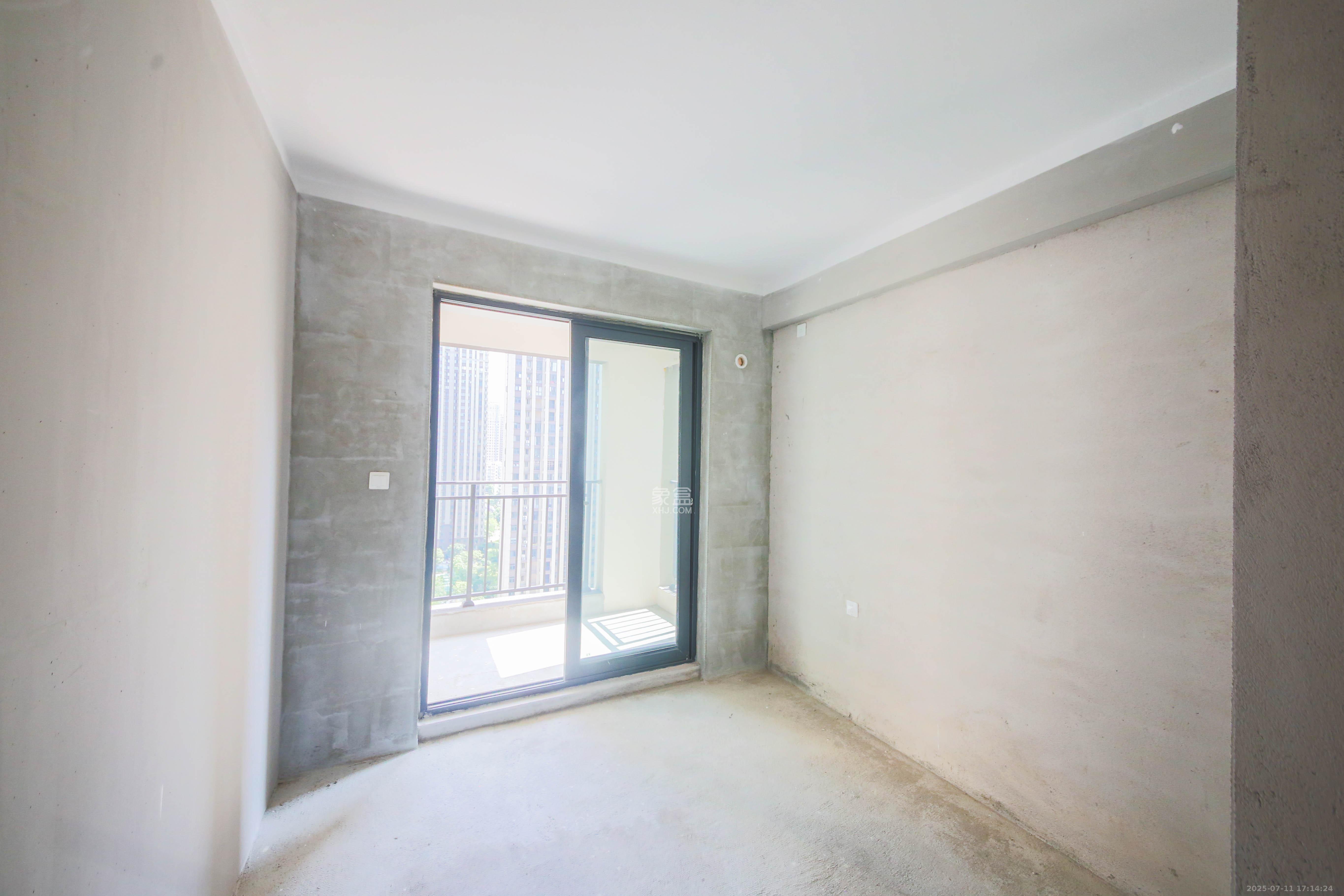 中建钰和城 4室2厅2卫 185.00万 中建钰和城 4室2厅2卫 185.00万卧室