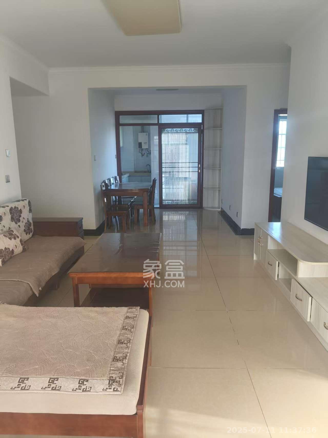 嘉顺苑 2室1厅1卫 2100.0元/月 嘉顺苑 2室1厅1卫 2100.0元/月室内图