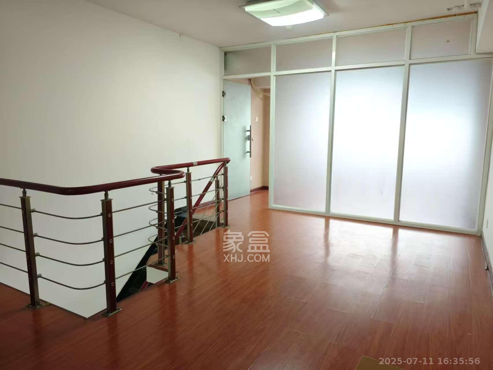 嘉玺大厦（高桥国际公寓）   64.74㎡      2400.0元/月室内图