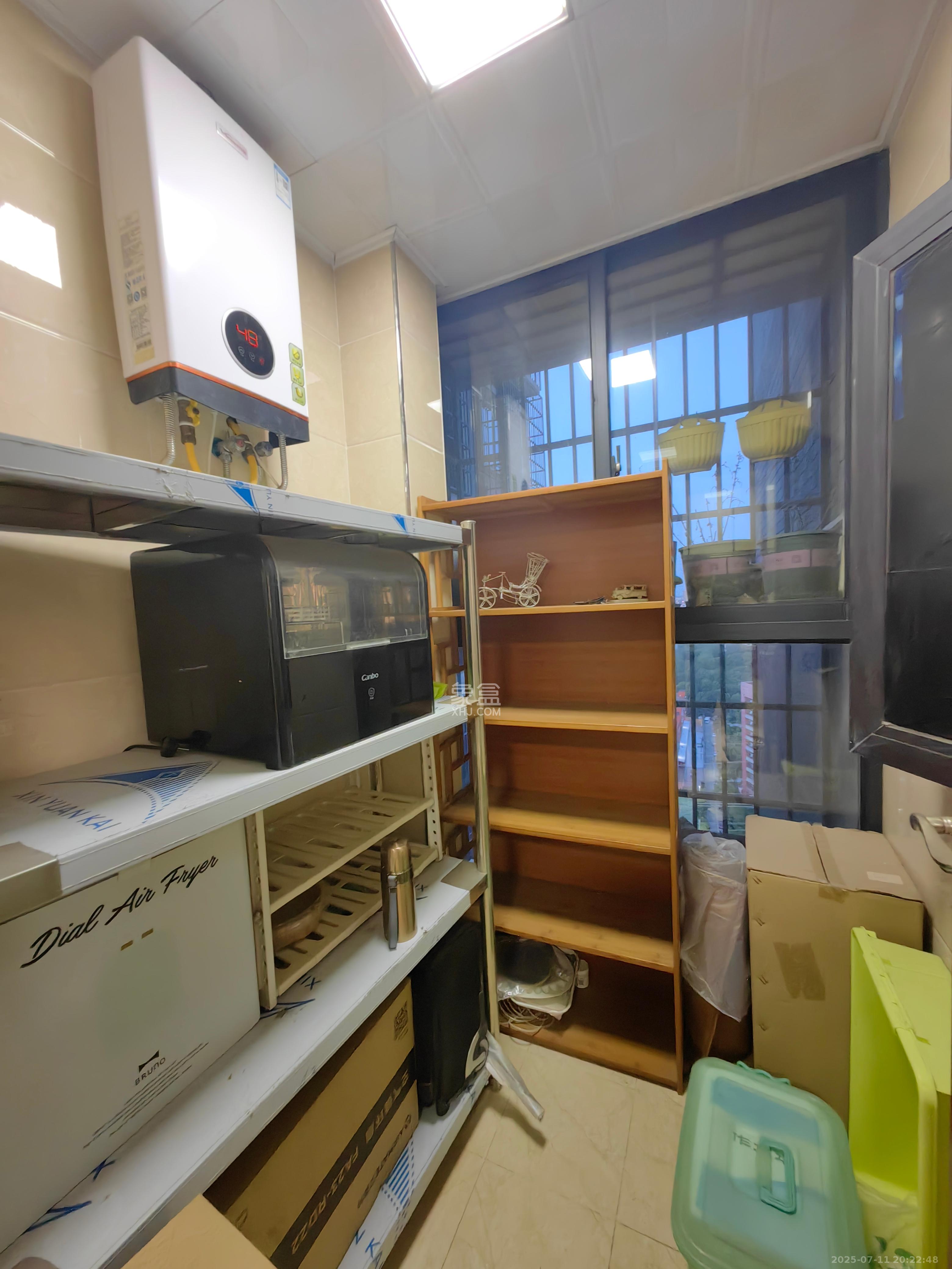 康桥长郡 3室2厅1卫 2000.0元/月 康桥长郡 3室2厅1卫 2000.0元/月室内图