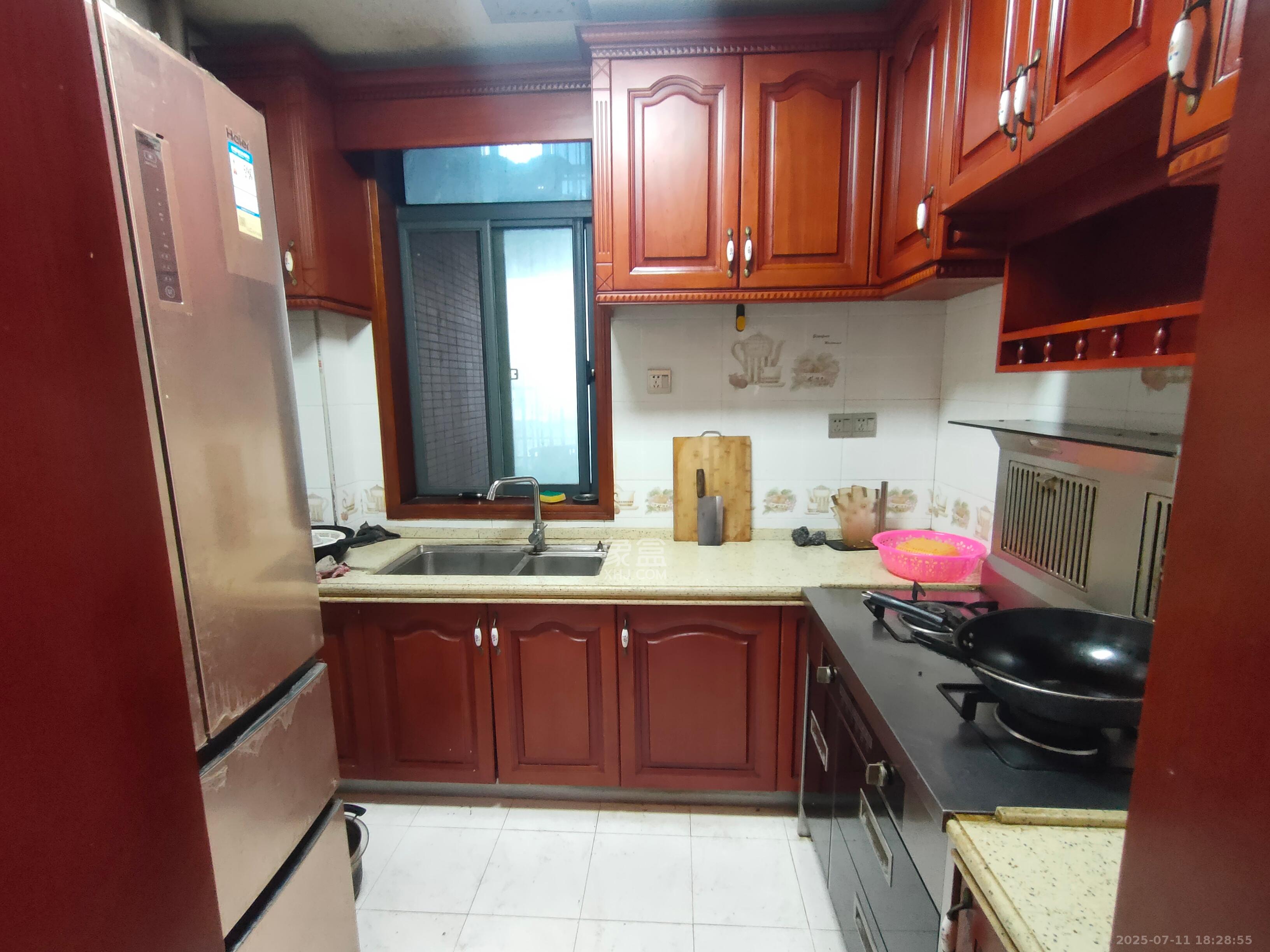 江河双水湾 3室2厅1卫 2700.0元/月 江河双水湾 3室2厅1卫 2700.0元/月室内图