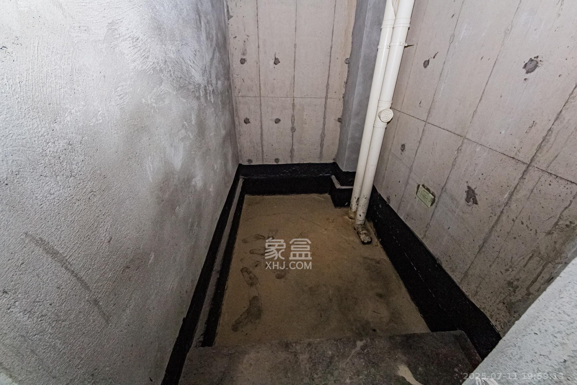 北辰府（北辰三角洲C1区）  5室2厅3卫    900.0万卫生间