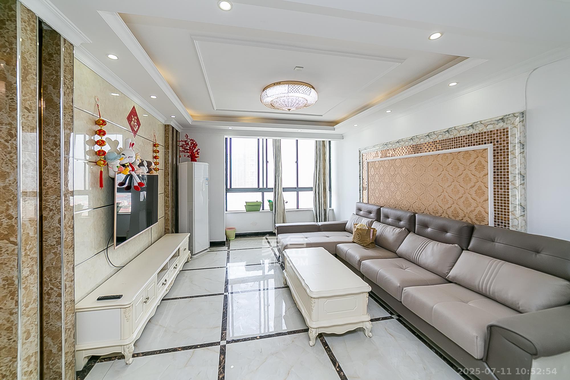 融橙上品  3室2厅1卫    2500.0元/月 融橙上品  3室2厅1卫    2500.0元/月室内图