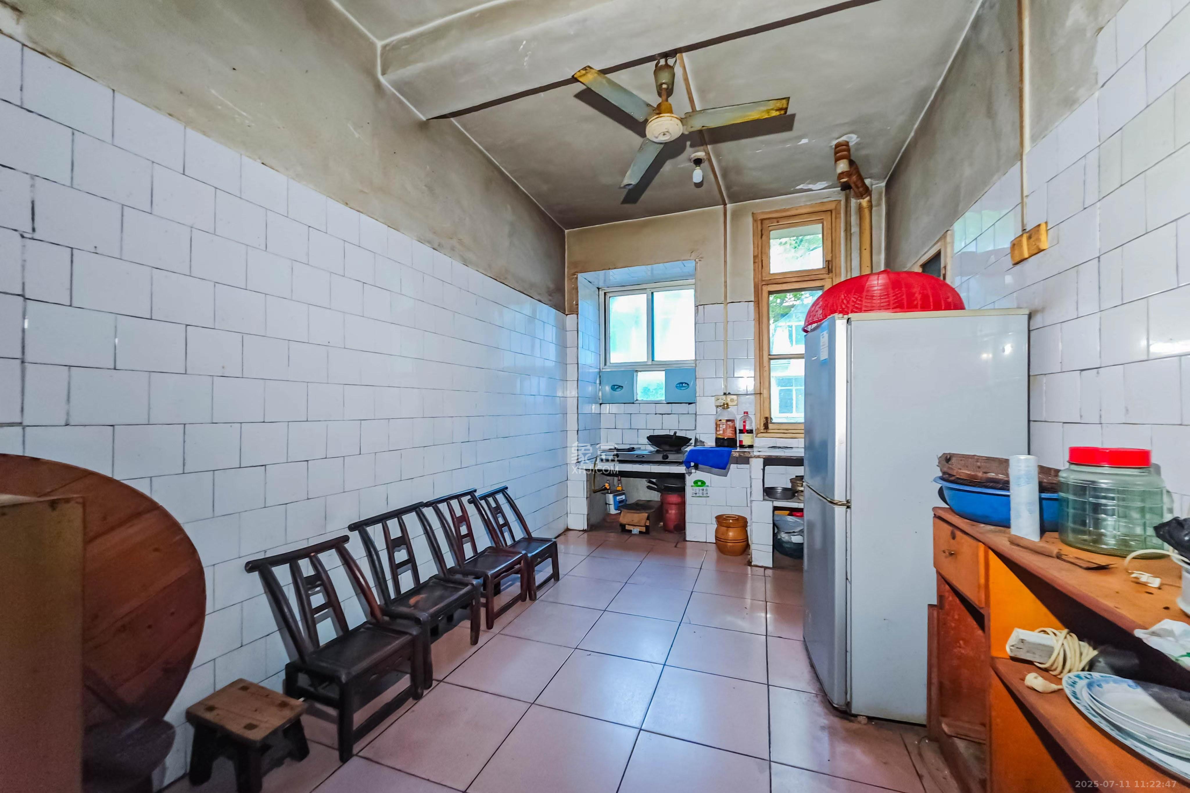 中南家园 2室1厅1卫 1350.0元/月 中南家园 2室1厅1卫 1350.0元/月室内图