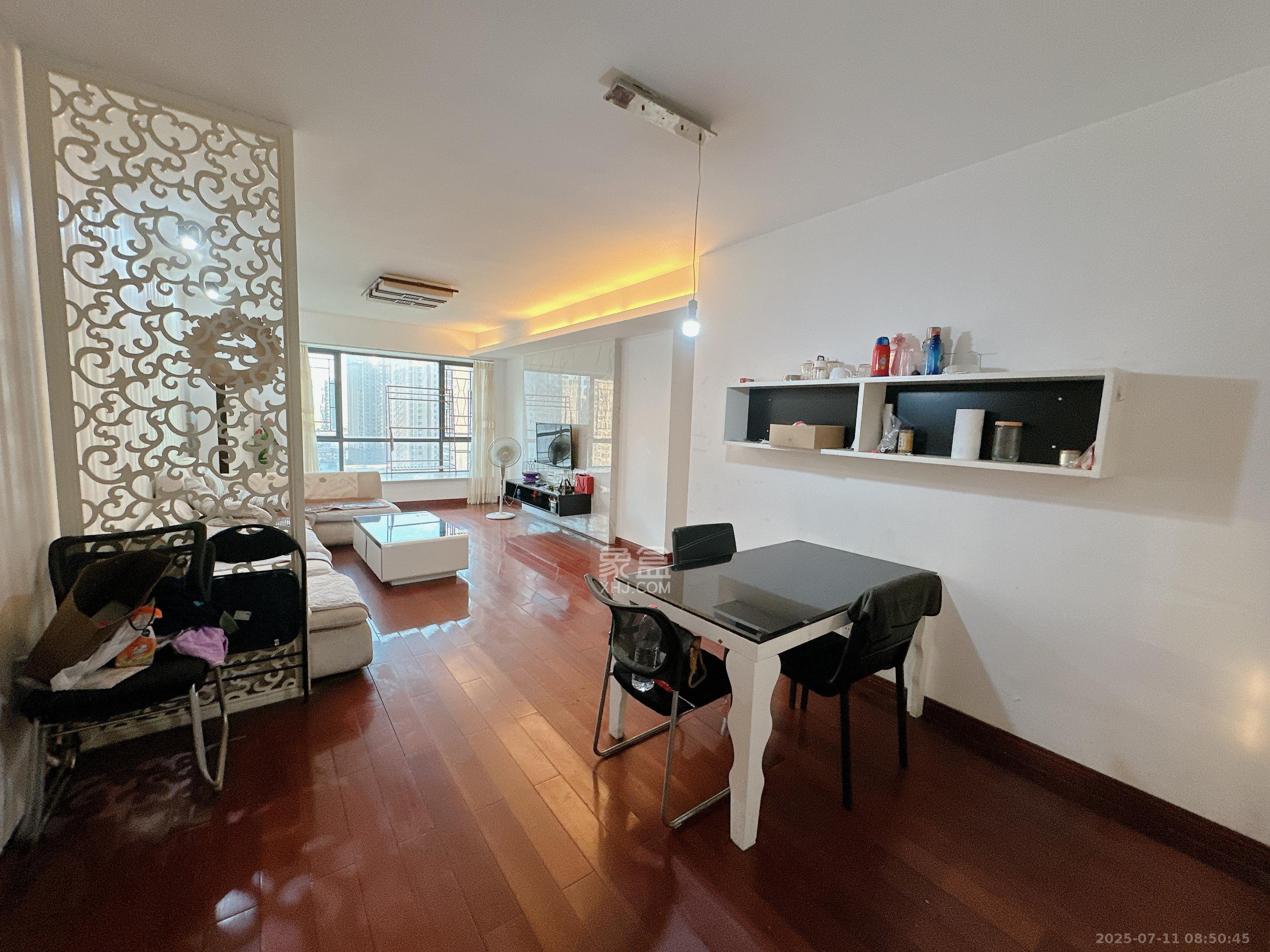 领航江阁  3室2厅2卫    3500.0元/月 领航江阁  3室2厅2卫    3500.0元/月室内图