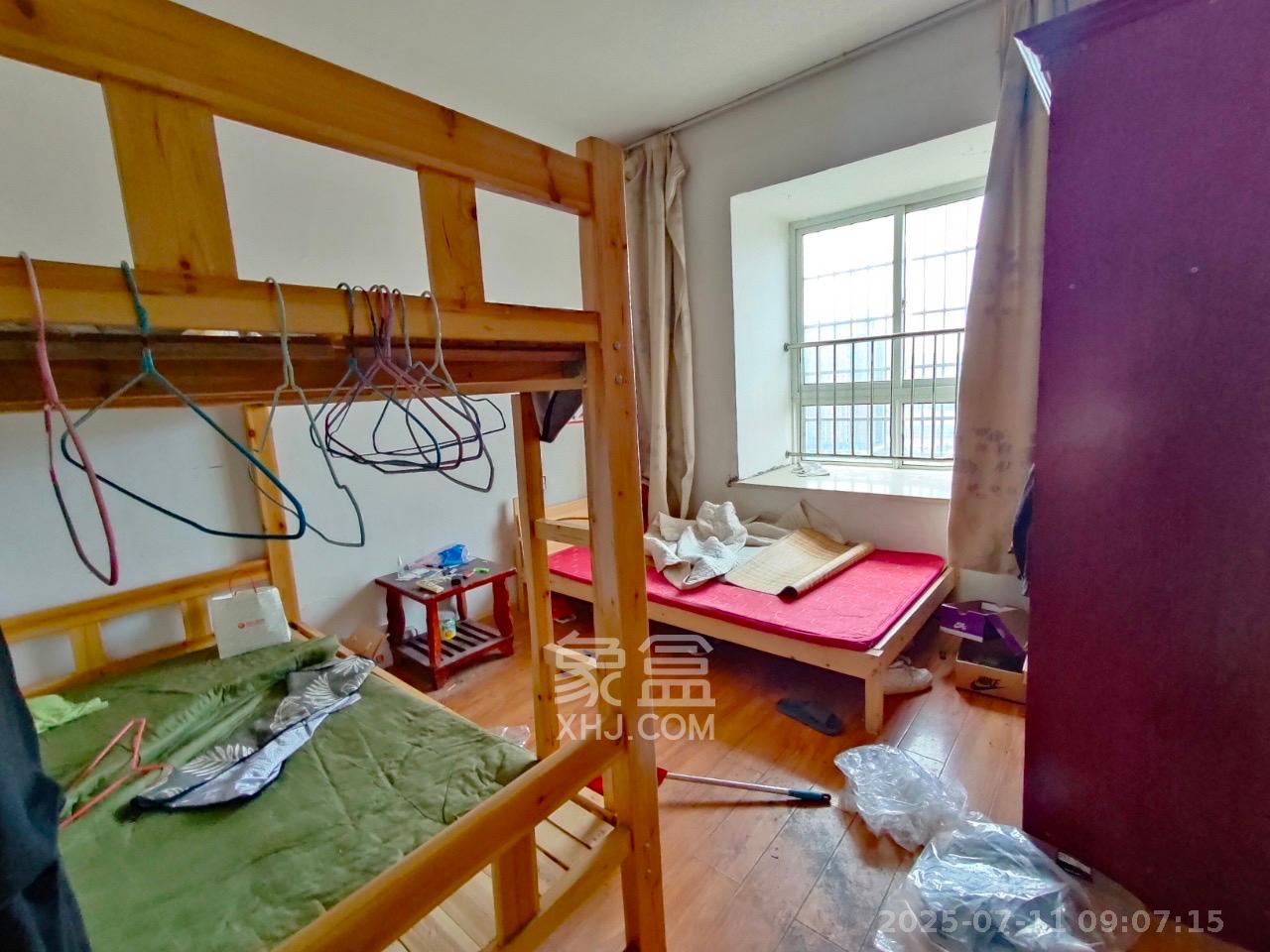 上河国际C区  3室1厅1卫    2600.0元/月 上河国际C区  3室1厅1卫    2600.0元/月室内图