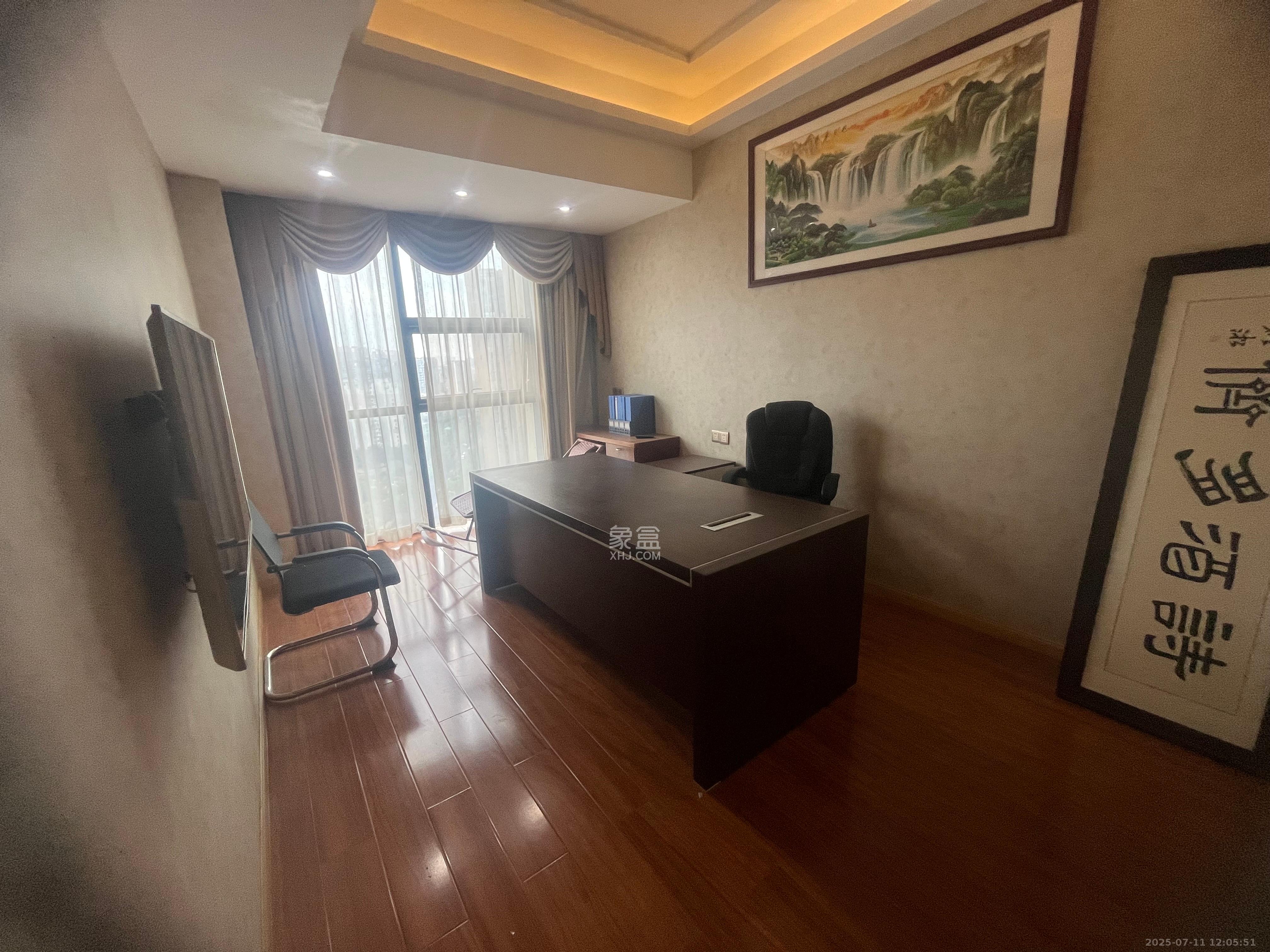 万坤图财富广场 1室0厅0卫 3900.0元/月 万坤图财富广场 1室0厅0卫 3900.0元/月室内图