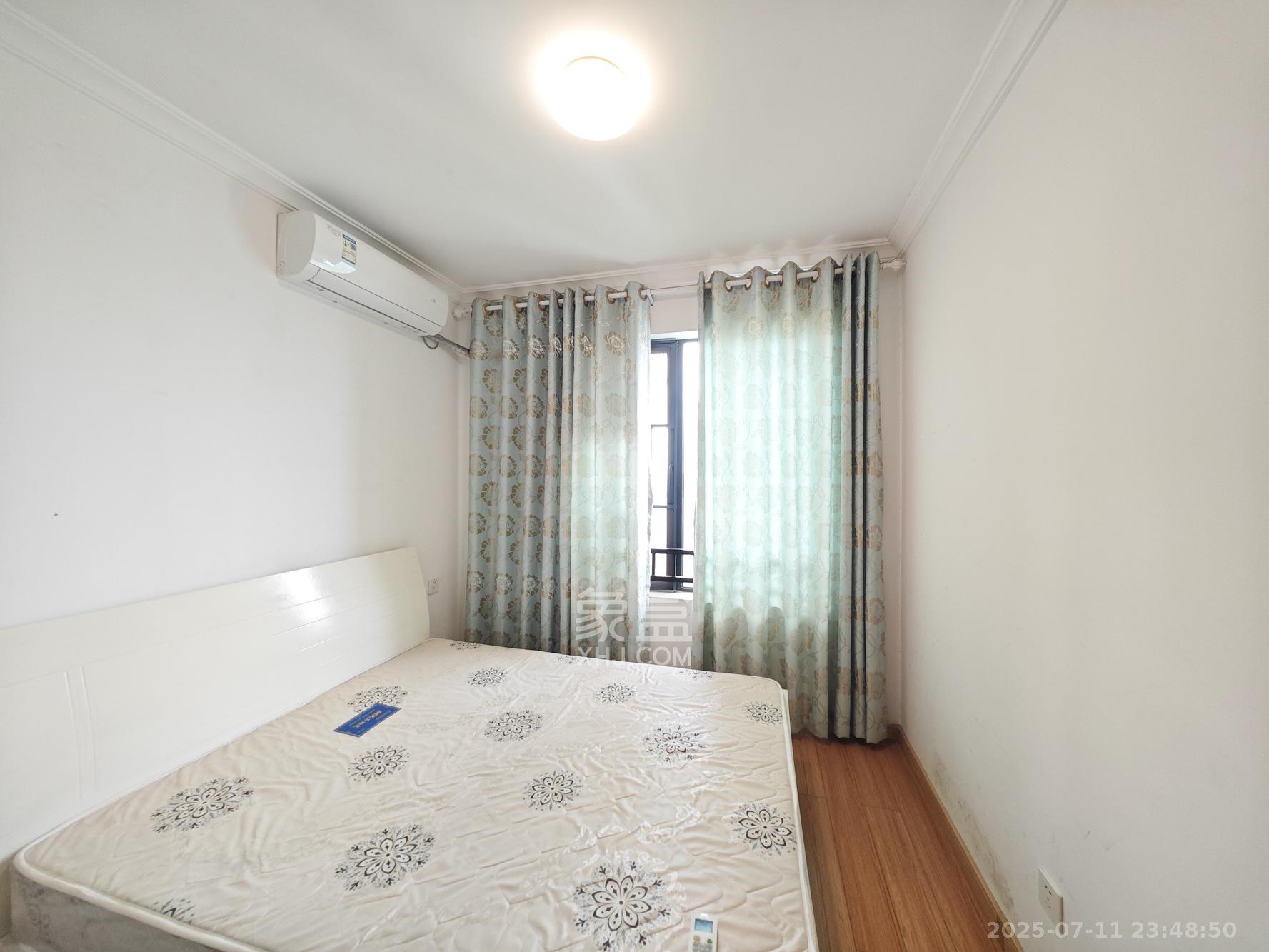 万科魅力之城 3室2厅2卫 89.8万 万科魅力之城 3室2厅2卫 89.8万卧室