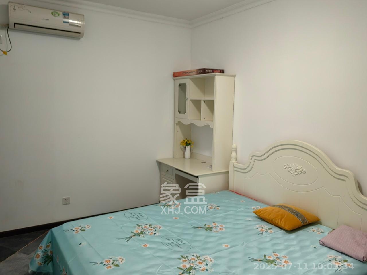 中海国际一期  2室2厅1卫    2300.0元/月 中海国际一期  2室2厅1卫    2300.0元/月室内图