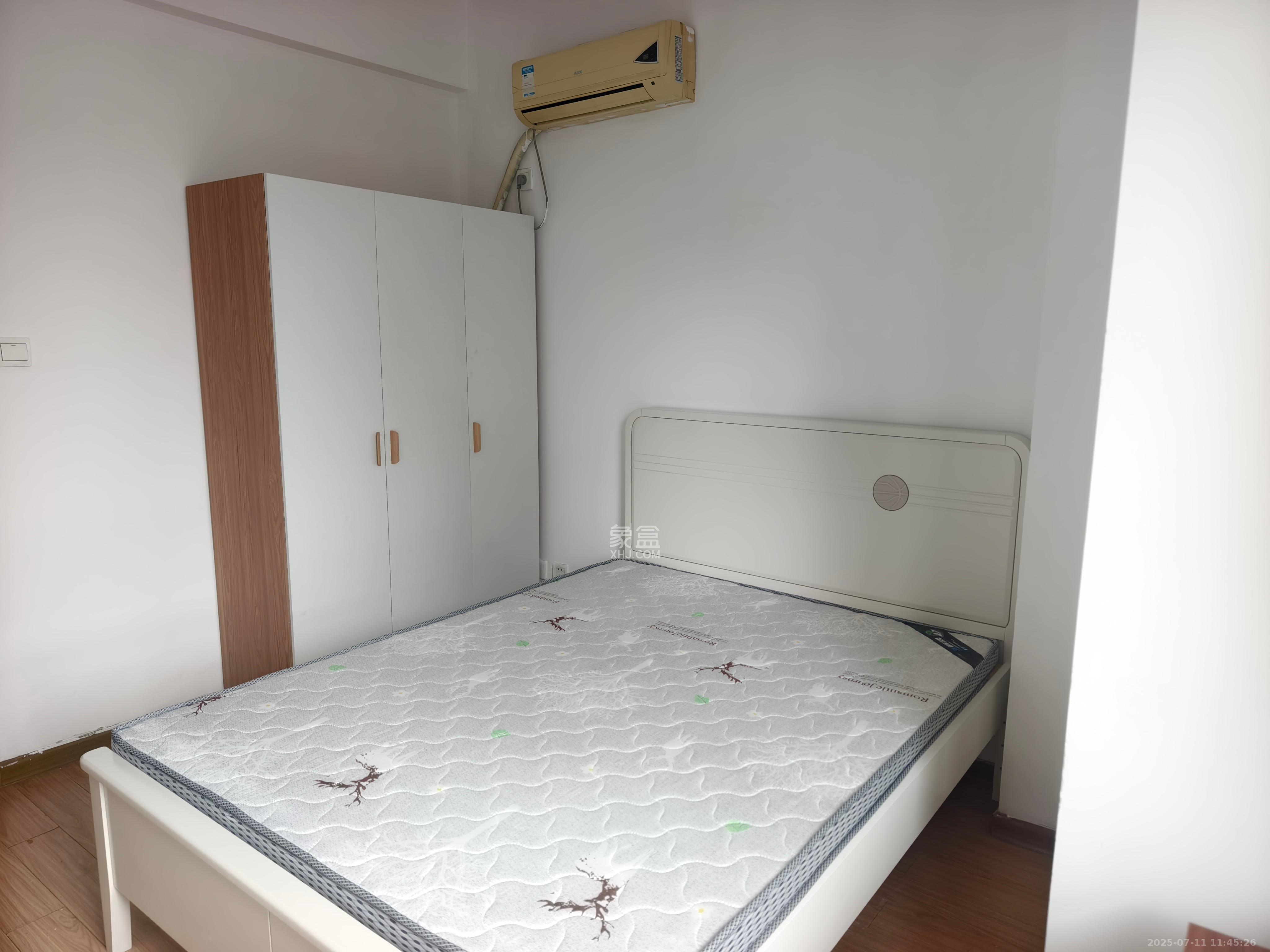 中远公馆  2室1厅1卫   2300.00元/月室内图