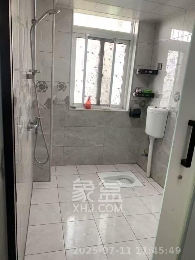 星城新宇瑞景苑（景塘苑）  3室2厅2卫   2500.00元/月室内图