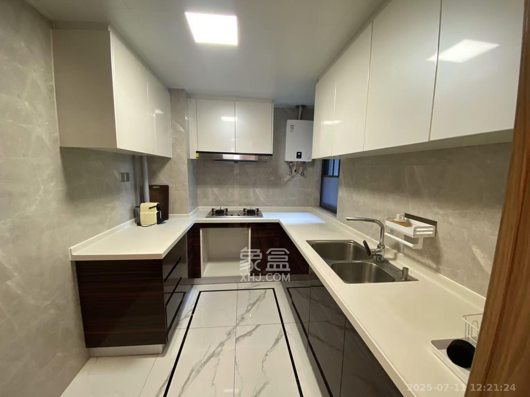 中海阅江府 3室2厅2卫 3700.0元/月 中海阅江府 3室2厅2卫 3700.0元/月室内图