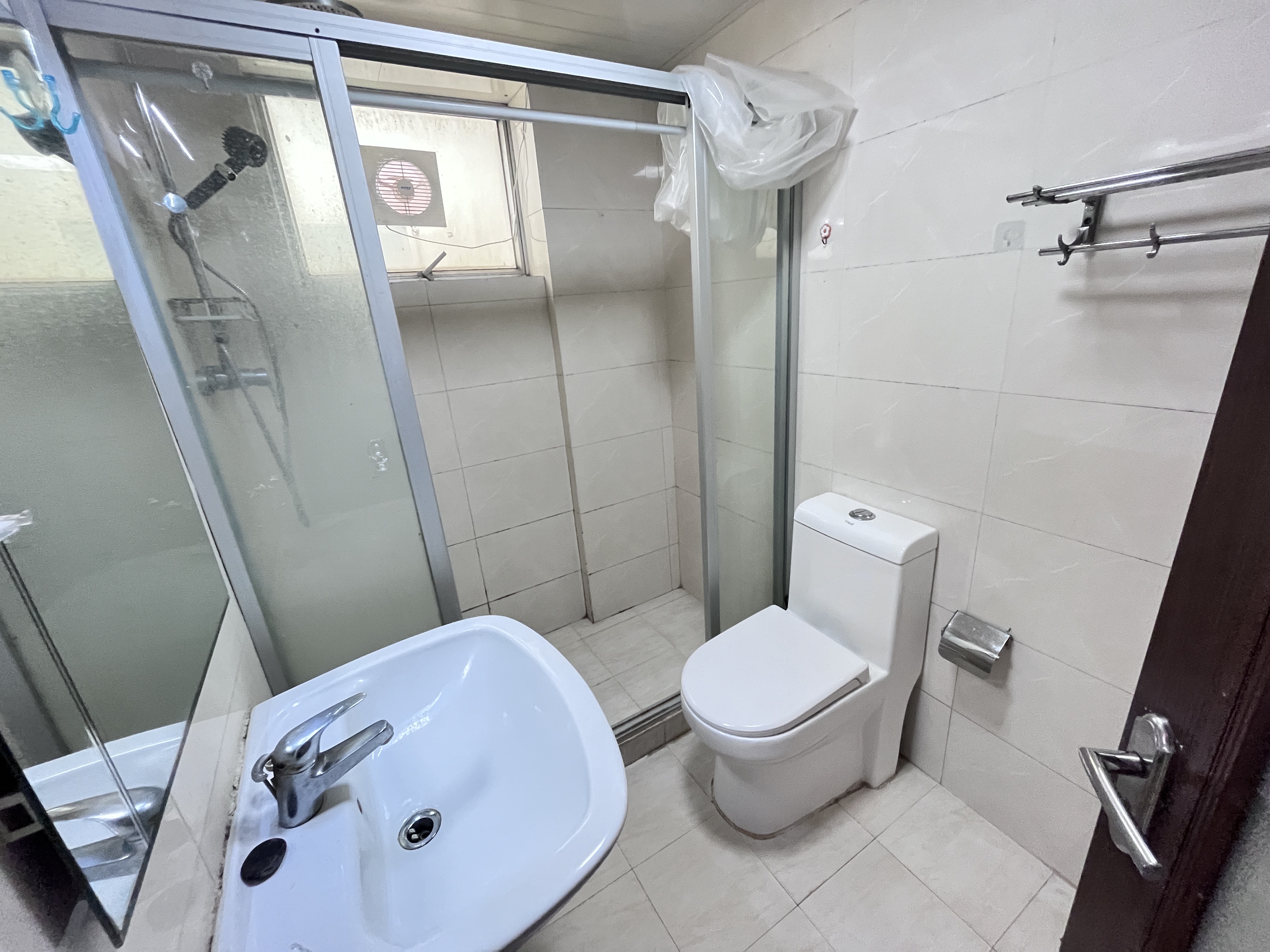 东方文华府 3室2厅2卫 3000.0元/月 东方文华府 3室2厅2卫 3000.0元/月室内图