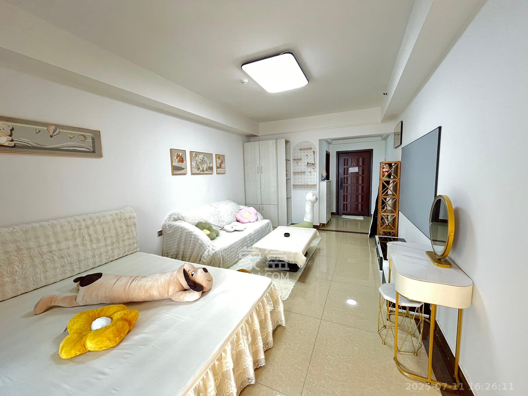 东塘瑞府  1室1厅1卫    2200.0元/月室内图