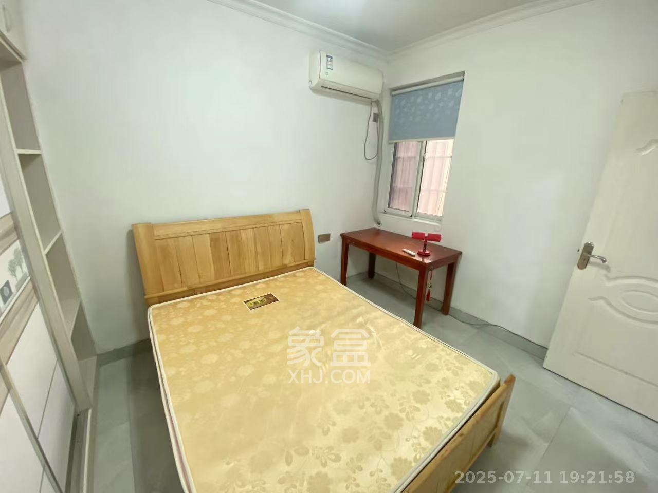 巧克力空间（建鸿达现代大厦）  3室2厅1卫   2300.00元/月室内图