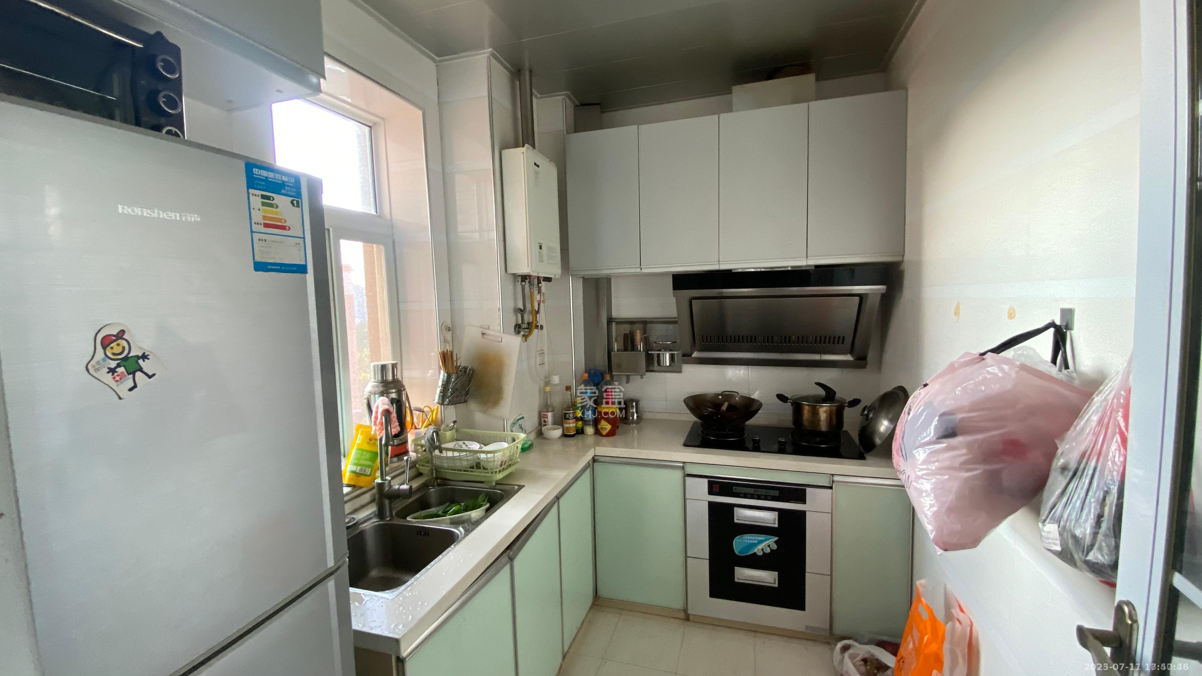 颐景园3期协力小区 2室2厅1卫 1400.0元/月 颐景园3期协力小区 2室2厅1卫 1400.0元/月室内图