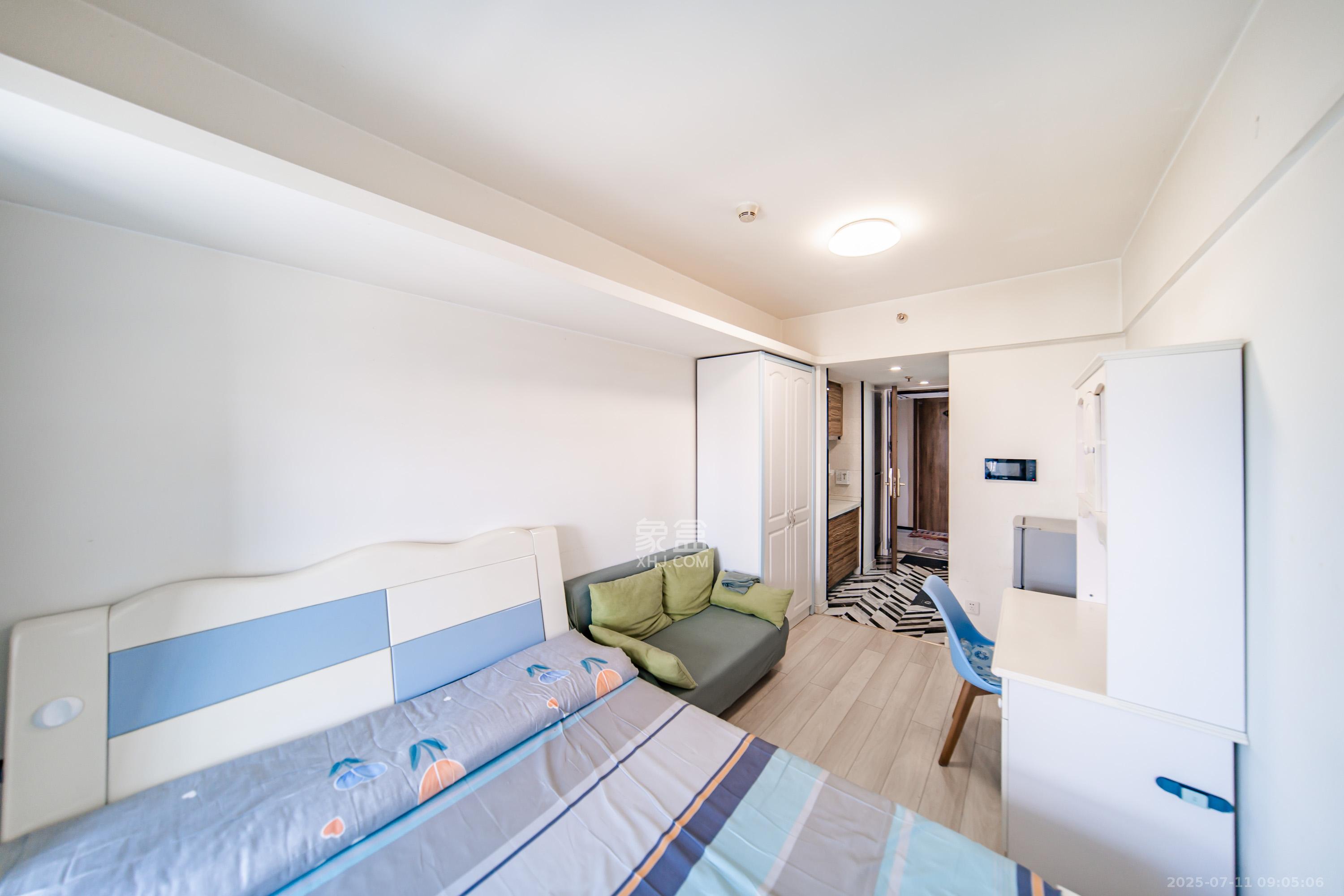 万科金域缇香 1室1厅1卫 1300.0元/月 万科金域缇香 1室1厅1卫 1300.0元/月室内图