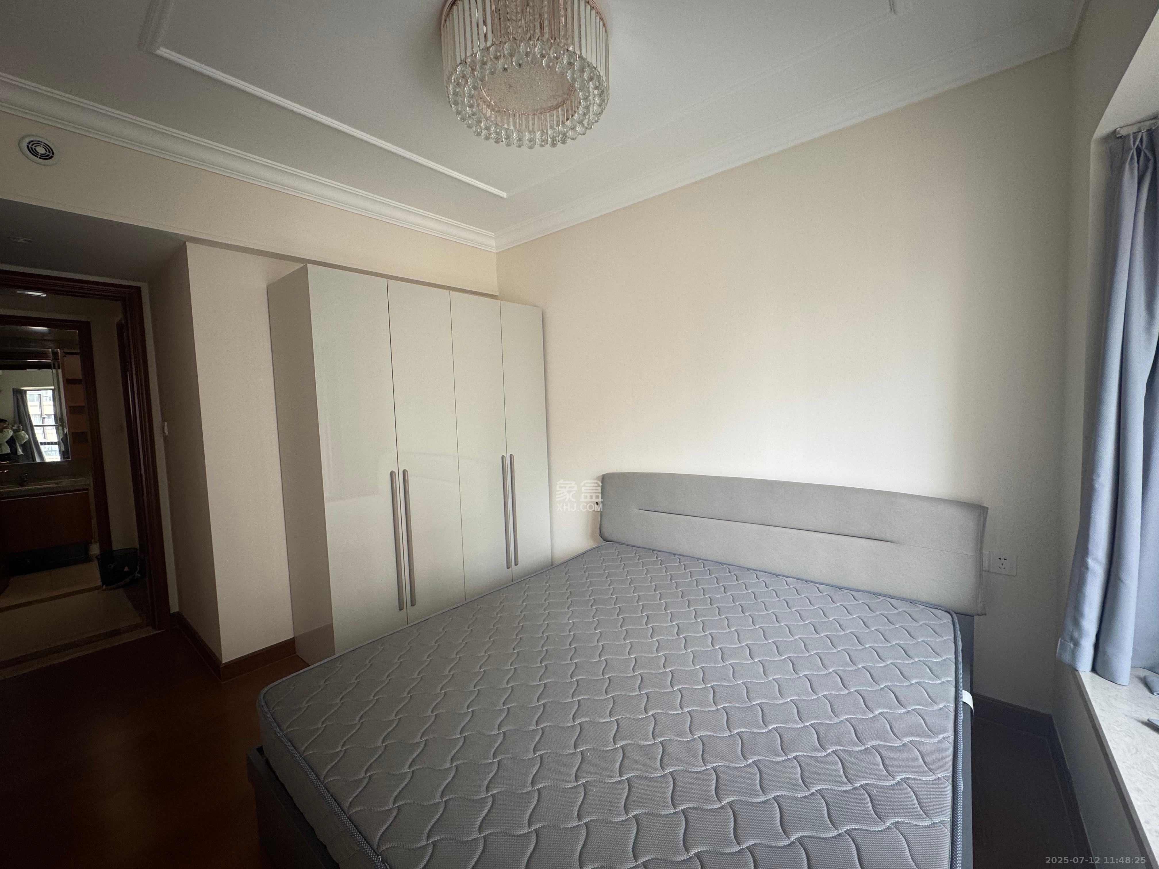 恒大御景半岛 2室2厅1卫 1500.0元/月 恒大御景半岛 2室2厅1卫 1500.0元/月室内图