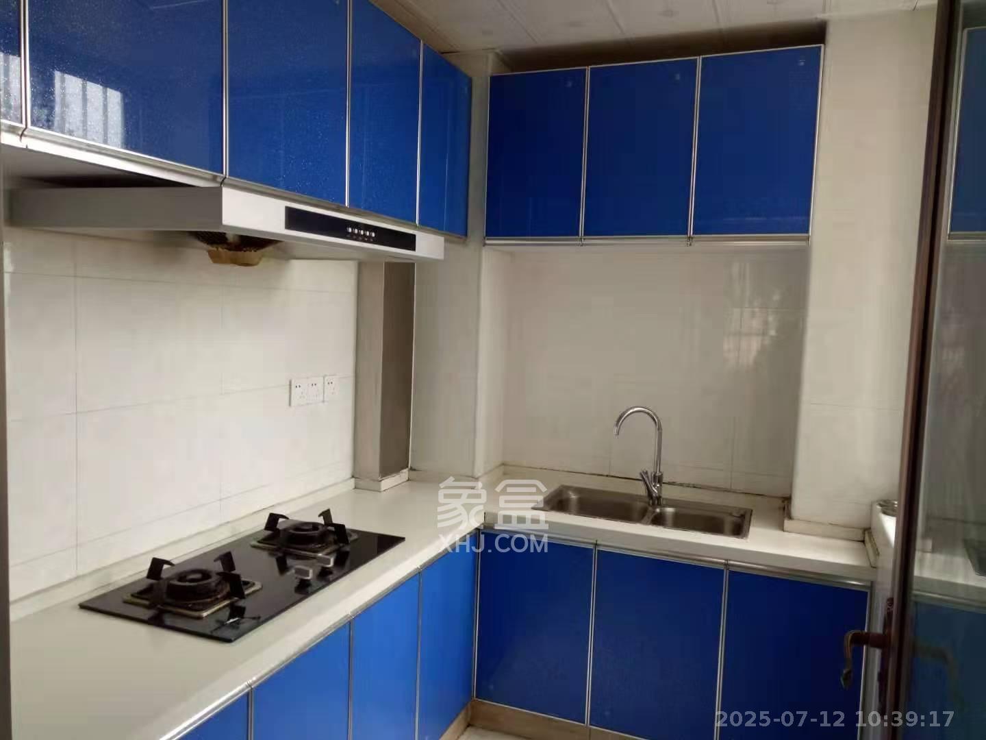 嘉顺苑  3室2厅1卫   2500.00元/月室内图