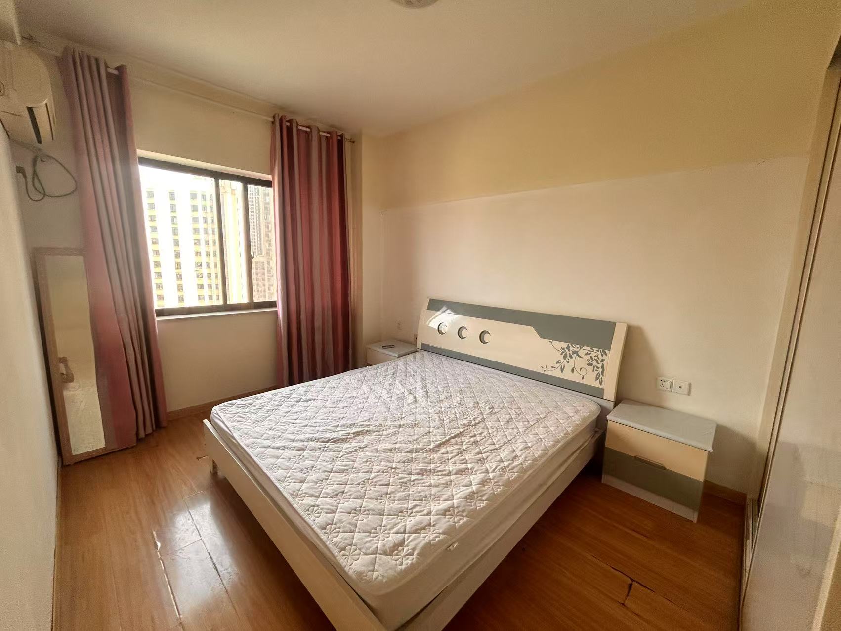 上城世家  2室2厅1卫    1400.0元/月 上城世家  2室2厅1卫    1400.0元/月室内图