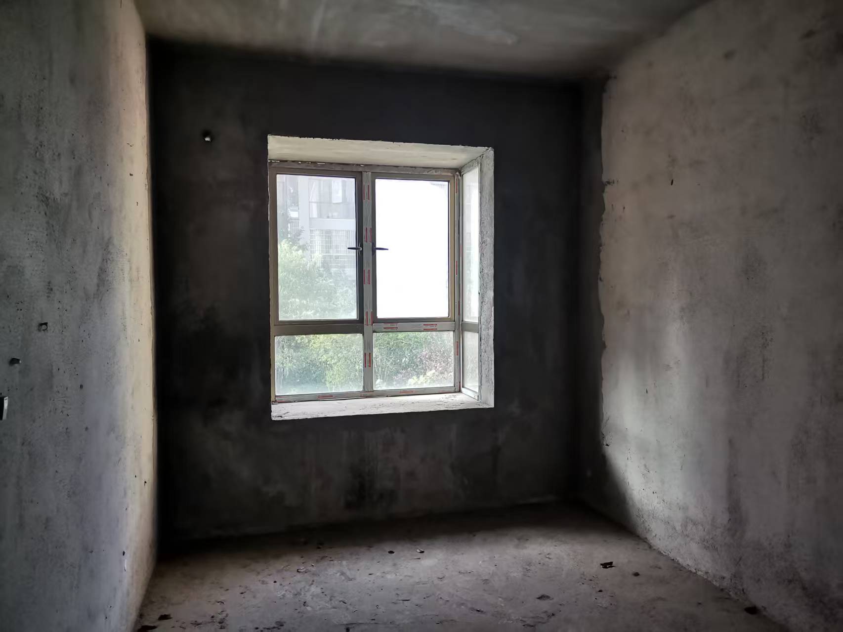 环保欣苑  4室2厅2卫    68.8万室内图