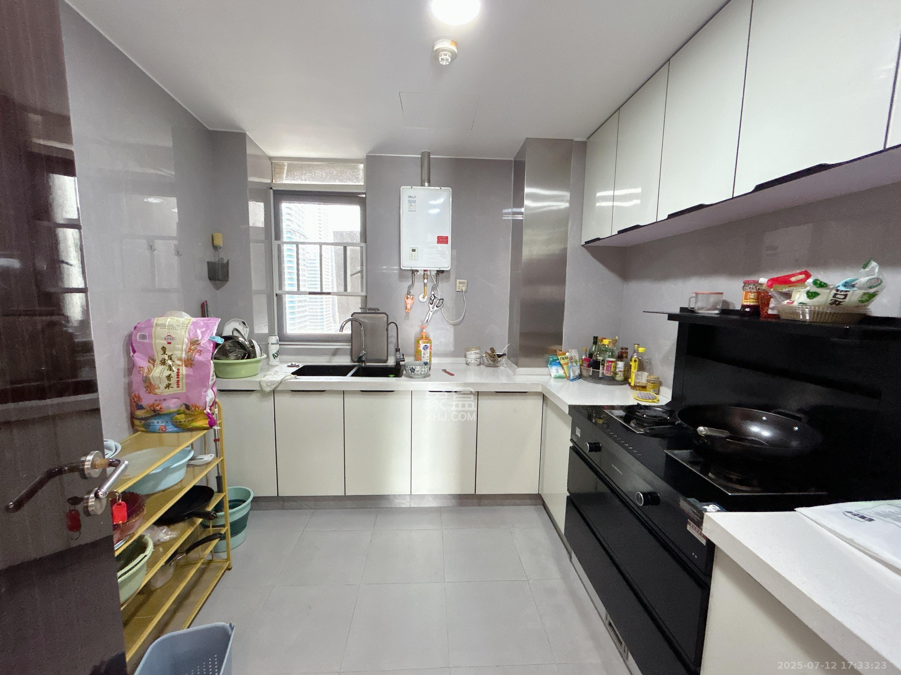 北辰定江洋  3室2厅2卫    8000.0元/月 北辰定江洋  3室2厅2卫    8000.0元/月室内图