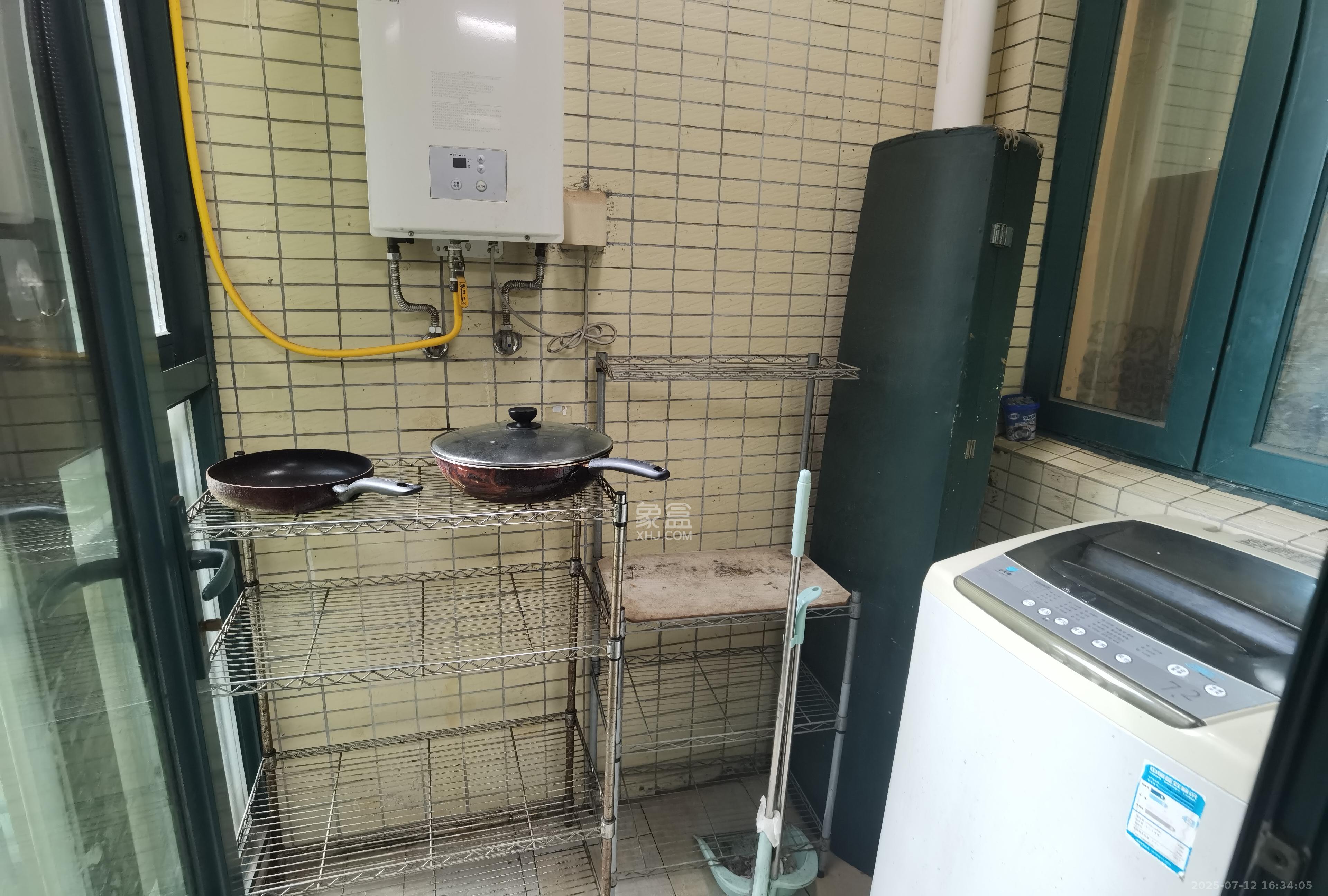 恒大华府  3室2厅1卫   2600.00元/月室内图