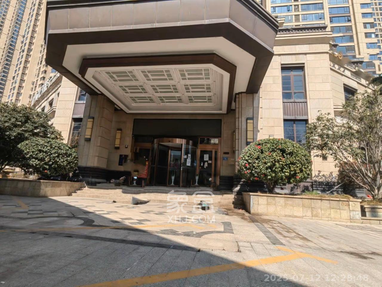 保利西海岸A区   1700.0㎡      120000.0元/月室内图