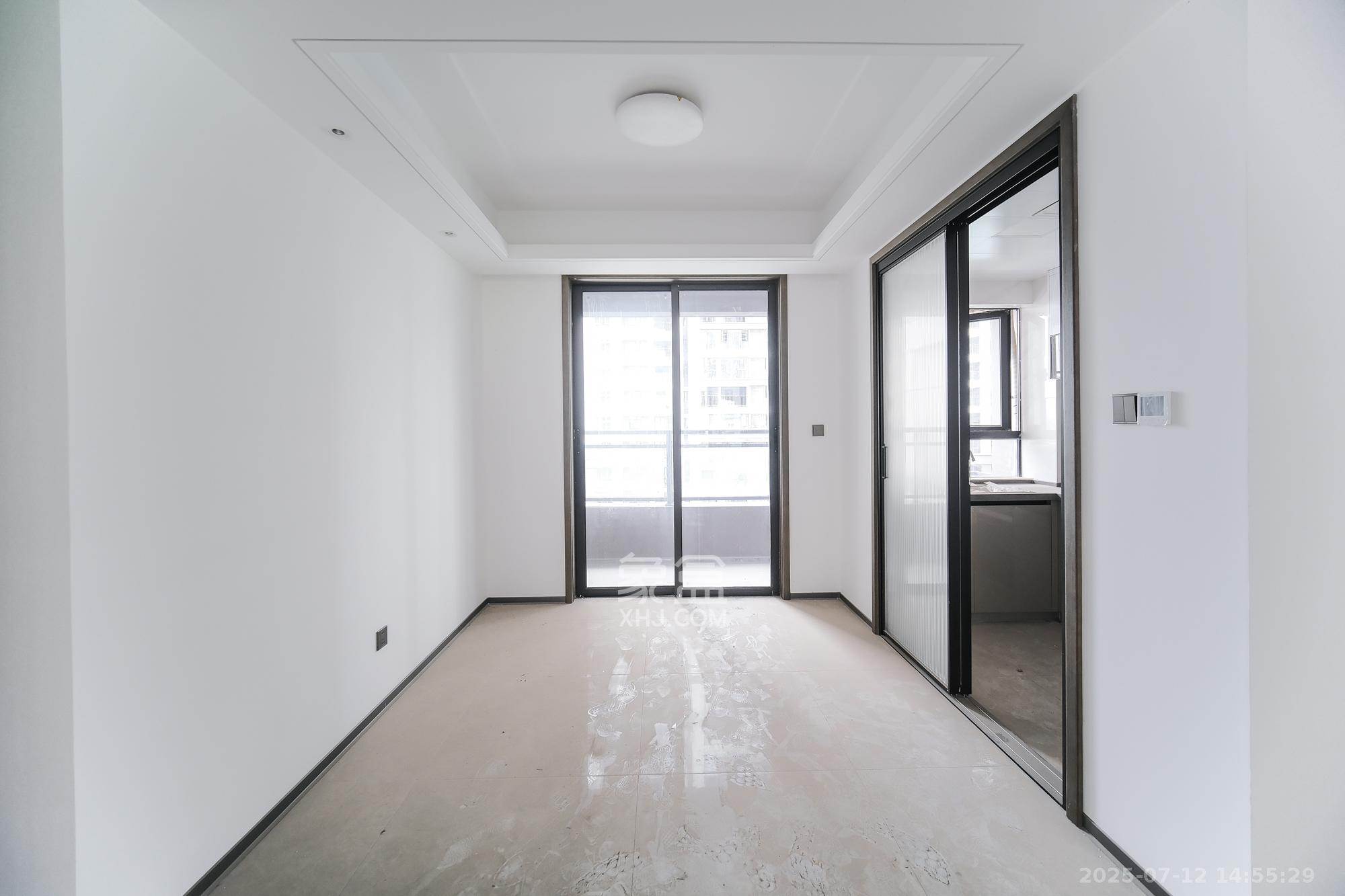 荣盛锦绣学府  4室2厅2卫    106.0万 荣盛锦绣学府  4室2厅2卫    106.0万客厅