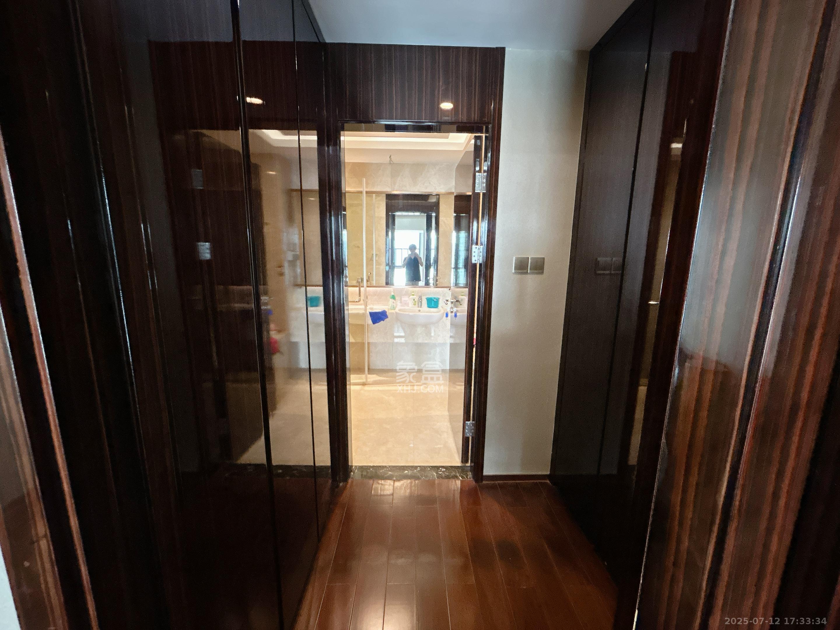 北辰定江洋  3室2厅2卫    8000.0元/月 北辰定江洋  3室2厅2卫    8000.0元/月室内图