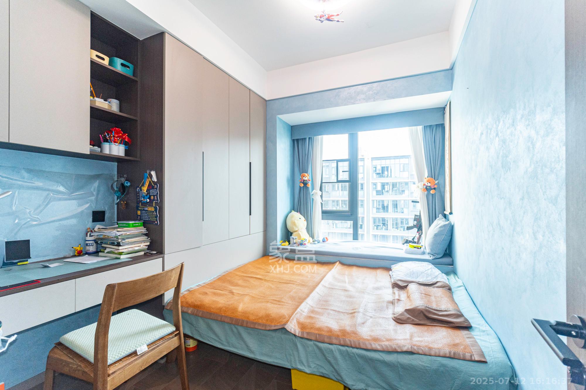 绿城美的明月江南  4室2厅2卫    155.0万 绿城美的明月江南  4室2厅2卫    155.0万卧室