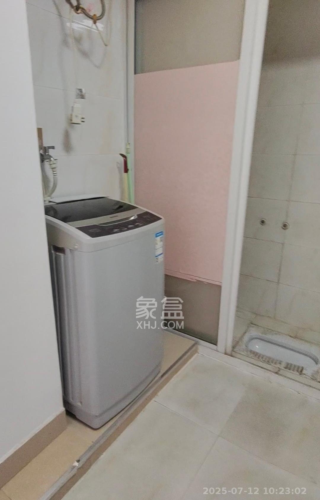 华韵城市海岸(城市水岸苑)  1室1厅1卫    1100.0元/月 华韵城市海岸(城市水岸苑)  1室1厅1卫    1100.0元/月室内图