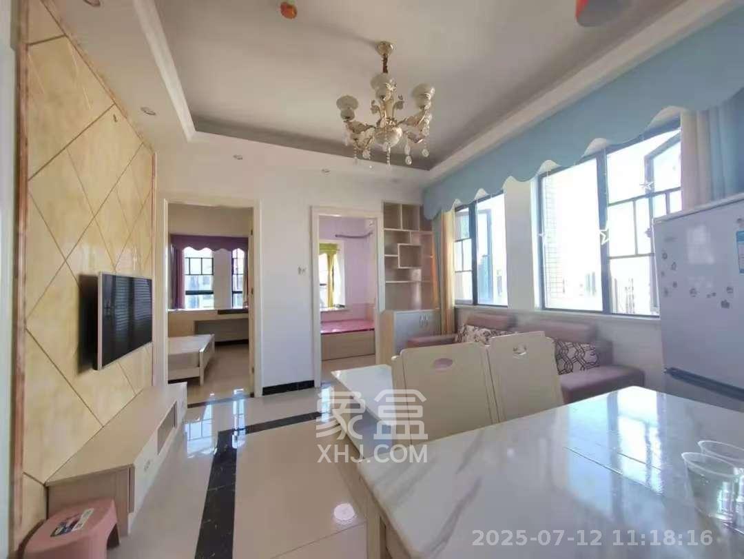 天鸿天府(天鸿中央大院) 2室1厅1卫 2200.0元/月 天鸿天府(天鸿中央大院) 2室1厅1卫 2200.0元/月室内图