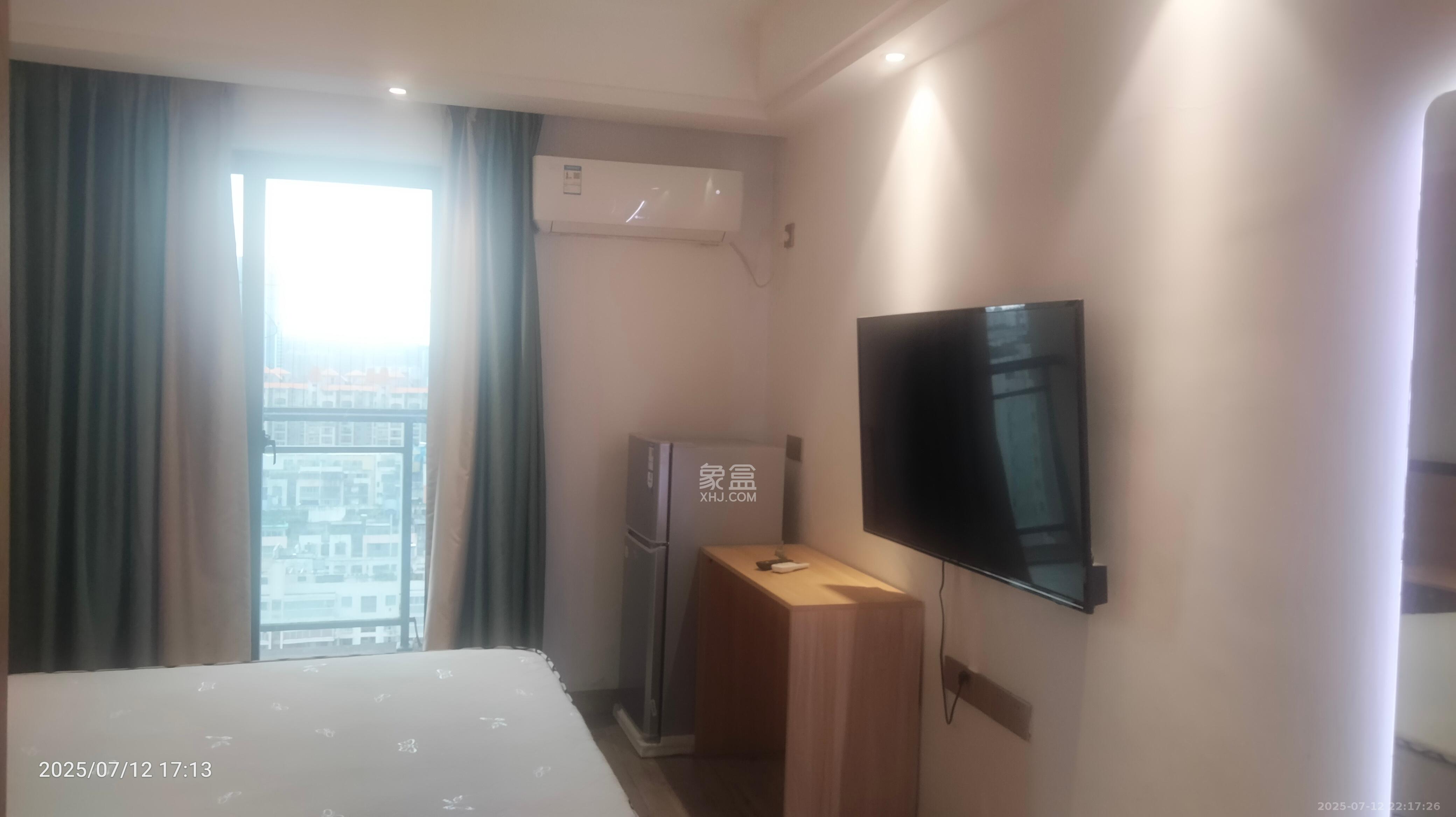 美林美寓  1室1厅1卫    1300.0元/月 美林美寓  1室1厅1卫    1300.0元/月