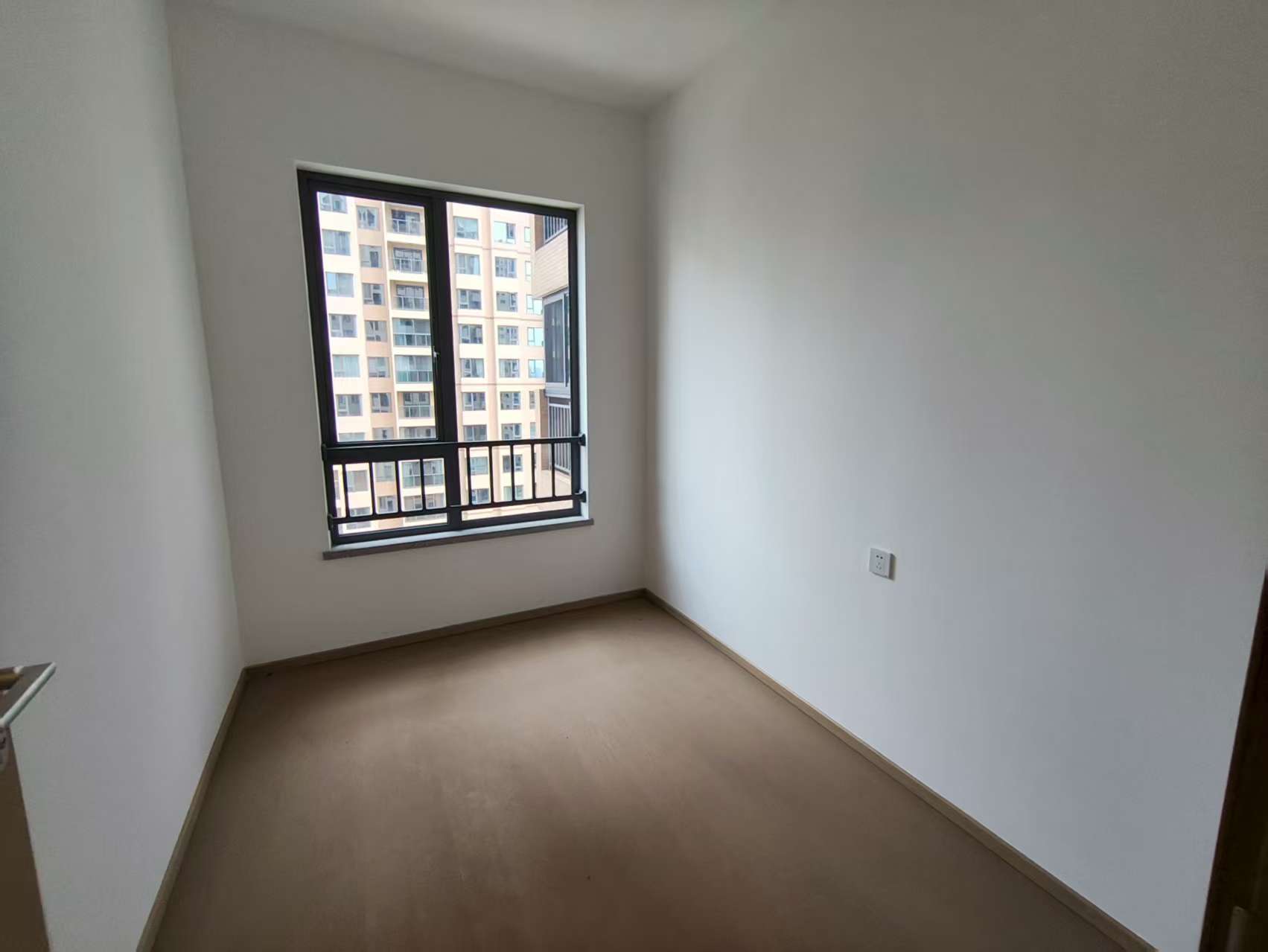 晋合湘水湾七期  4室2厅2卫    118.0万 晋合湘水湾七期  4室2厅2卫    118.0万室内图