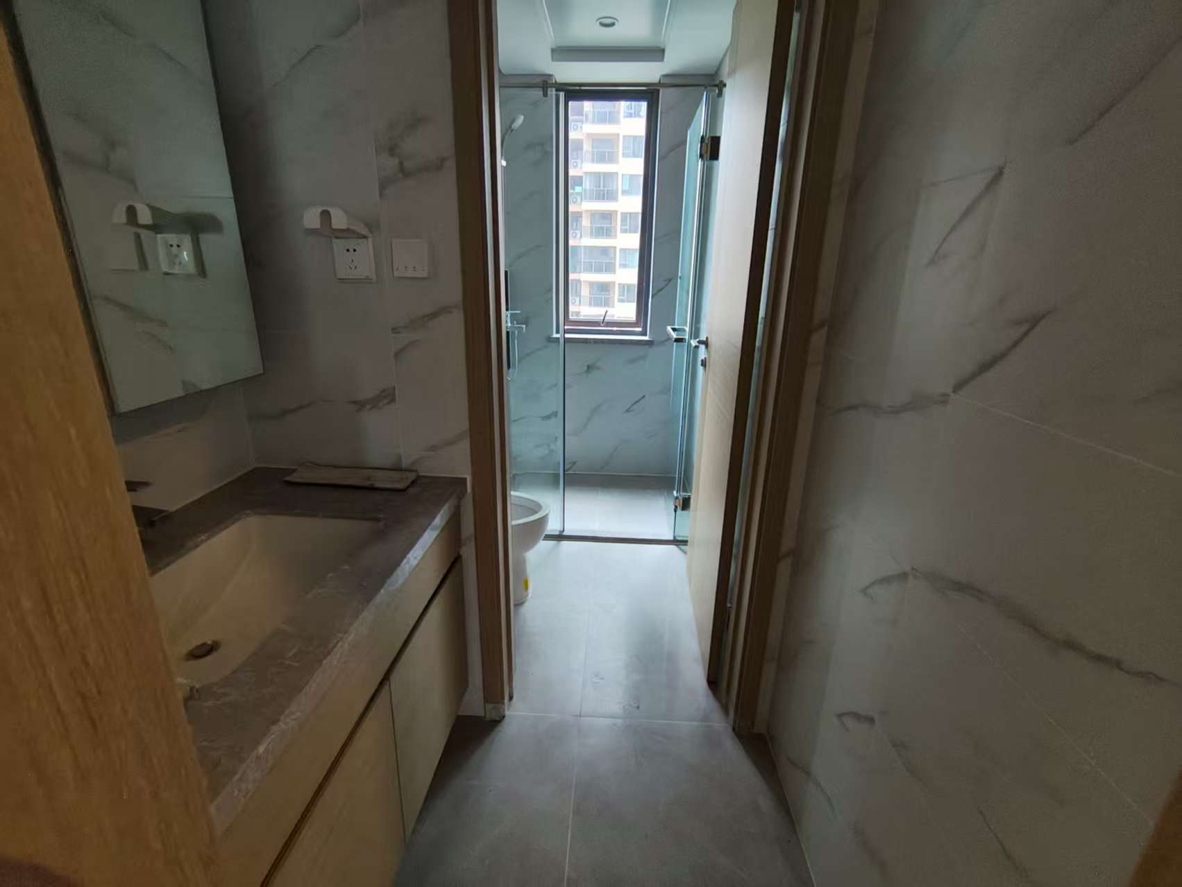 晋合湘水湾七期  4室2厅2卫    118.0万 晋合湘水湾七期  4室2厅2卫    118.0万室内图