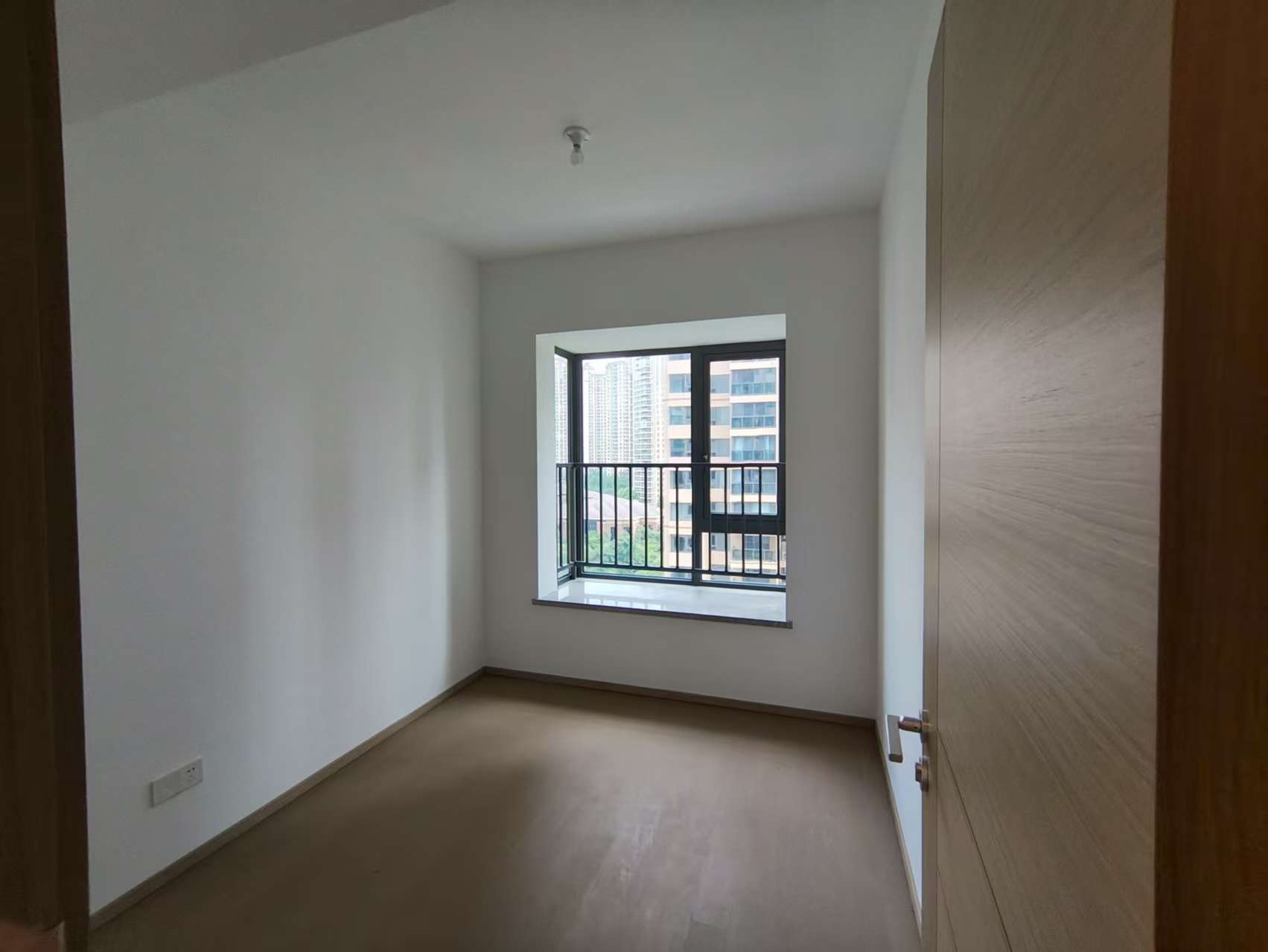 晋合湘水湾七期  4室2厅2卫    118.0万 晋合湘水湾七期  4室2厅2卫    118.0万室内图