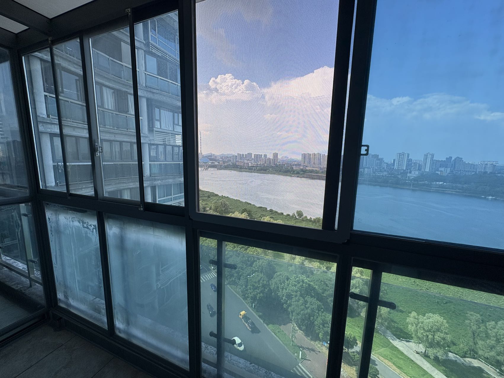 丽景滨江  4室1厅1卫    90.0万室内图