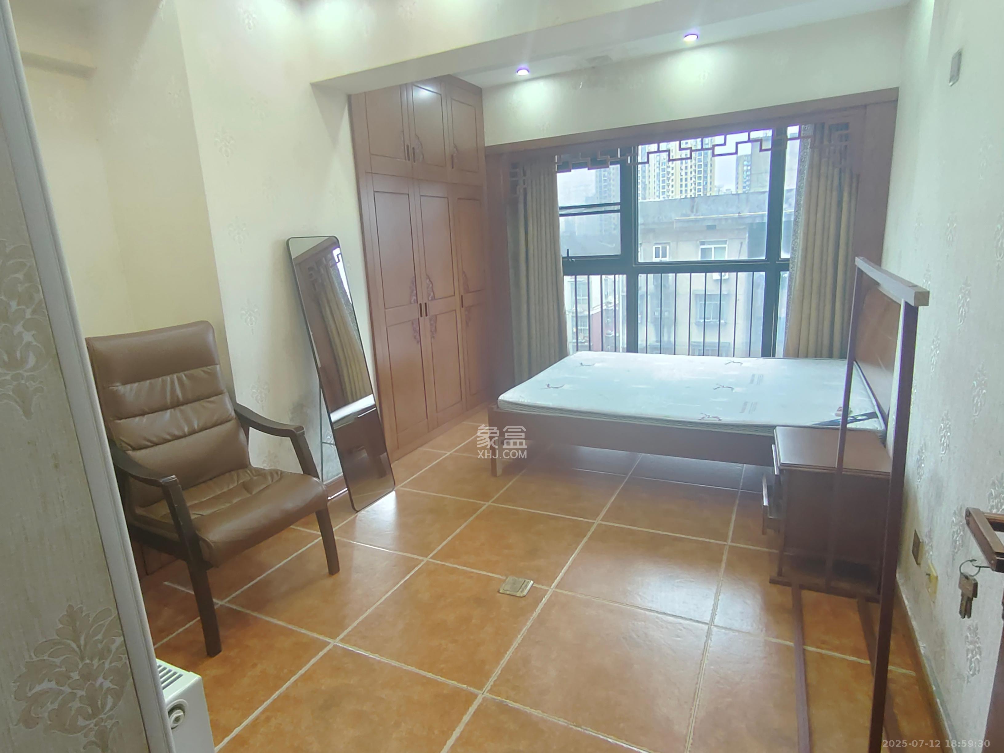 恒大金都(华瑞金都) 2室1厅1卫 1900.0元/月 恒大金都(华瑞金都) 2室1厅1卫 1900.0元/月室内图