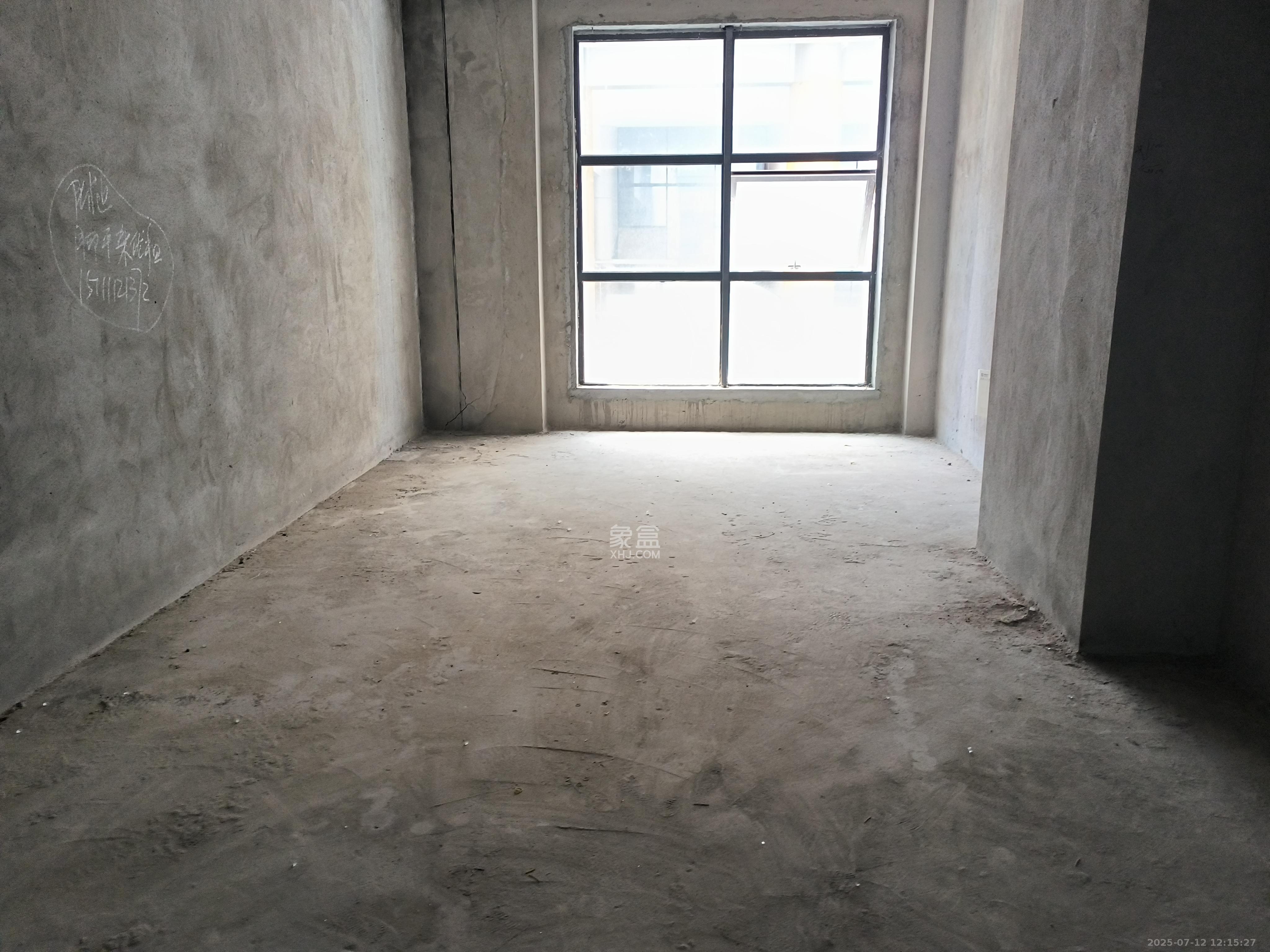 新世界广场   200.0㎡      12000.0元/月室内图