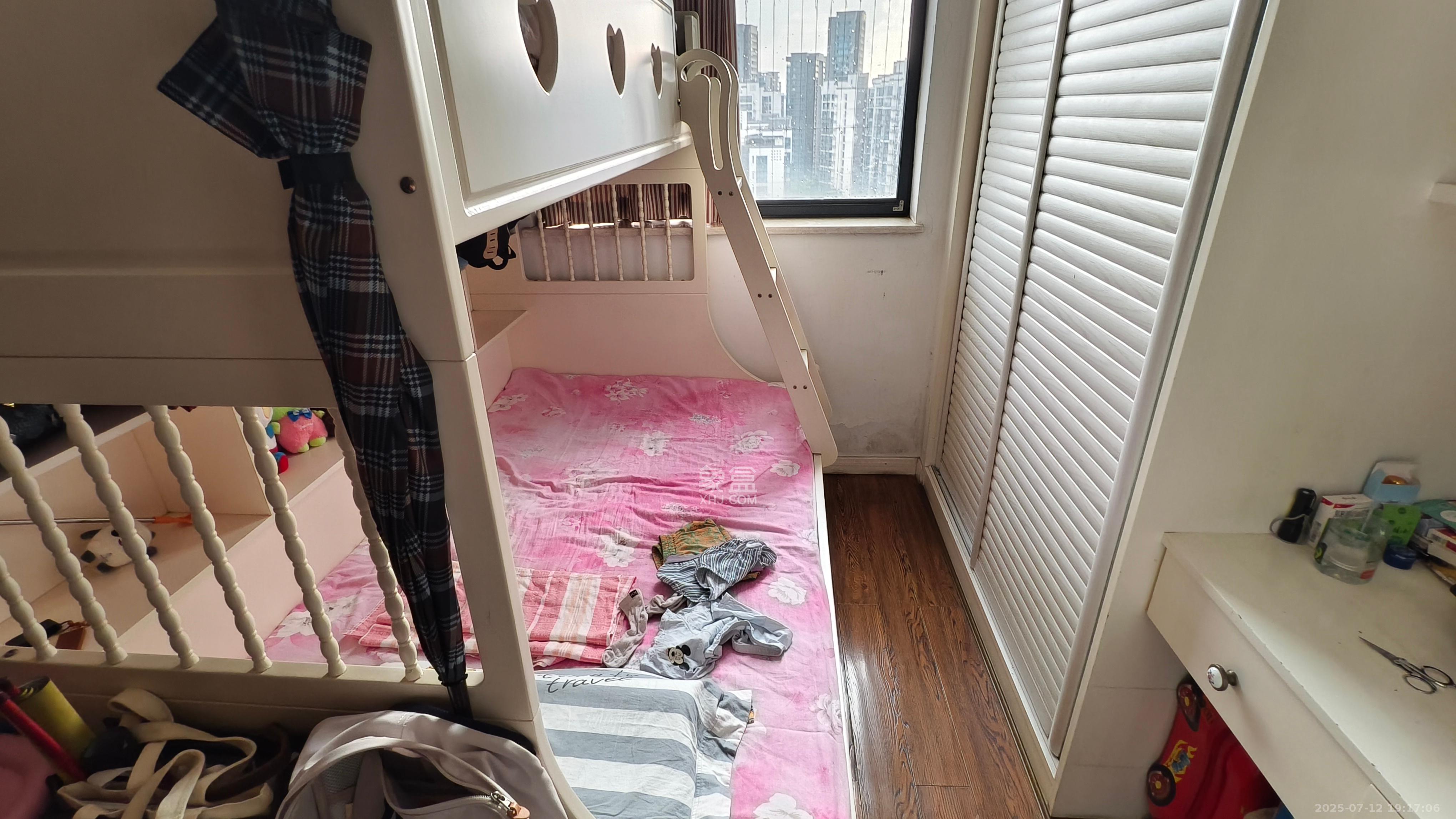 钱隆学府一、二期 2室1厅1卫 1880.0元/月 钱隆学府一、二期 2室1厅1卫 1880.0元/月室内图