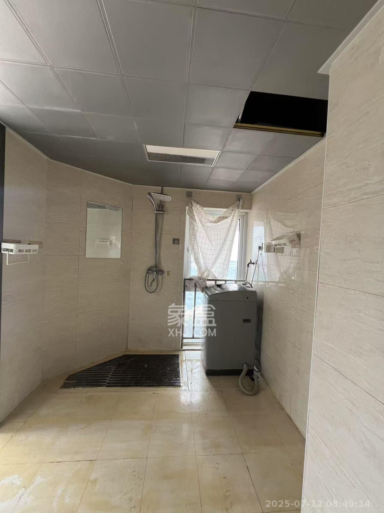 鸥波港湾  2室1厅1卫    2000.0元/月 鸥波港湾  2室1厅1卫    2000.0元/月室内图