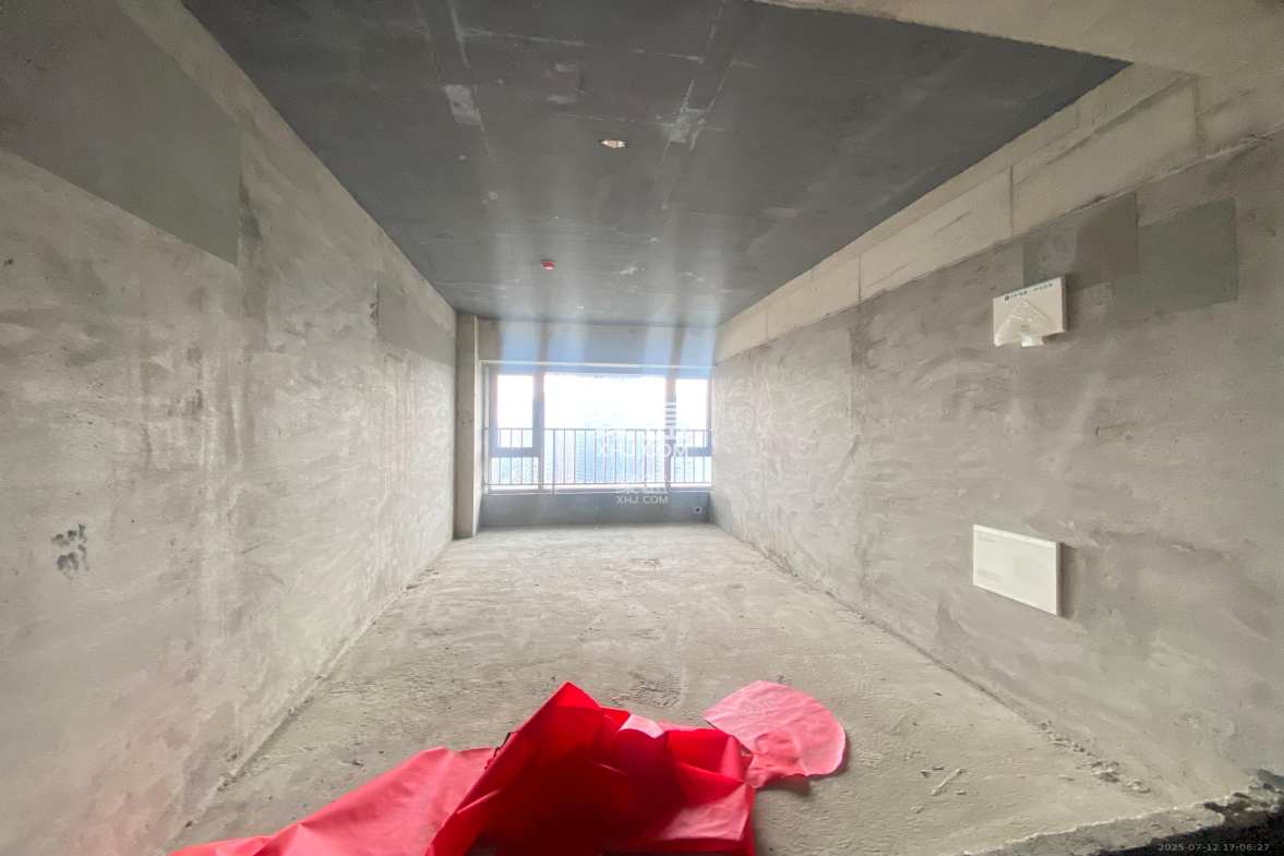 保利天禧EF区  1室1厅1卫    1500.0元/月 保利天禧EF区  1室1厅1卫    1500.0元/月室内图