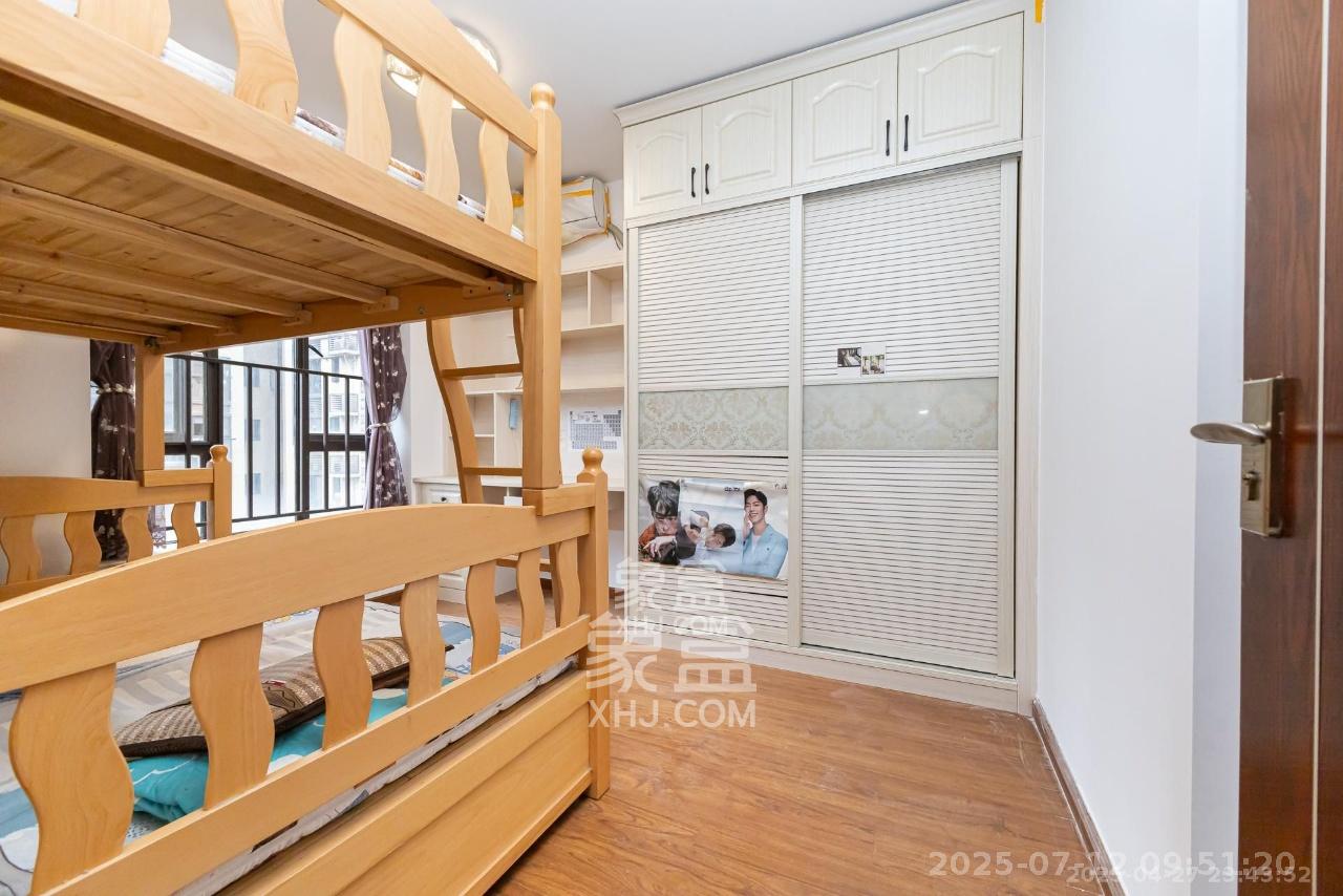时代倾城二期  3室2厅2卫   2200.00元/月室内图