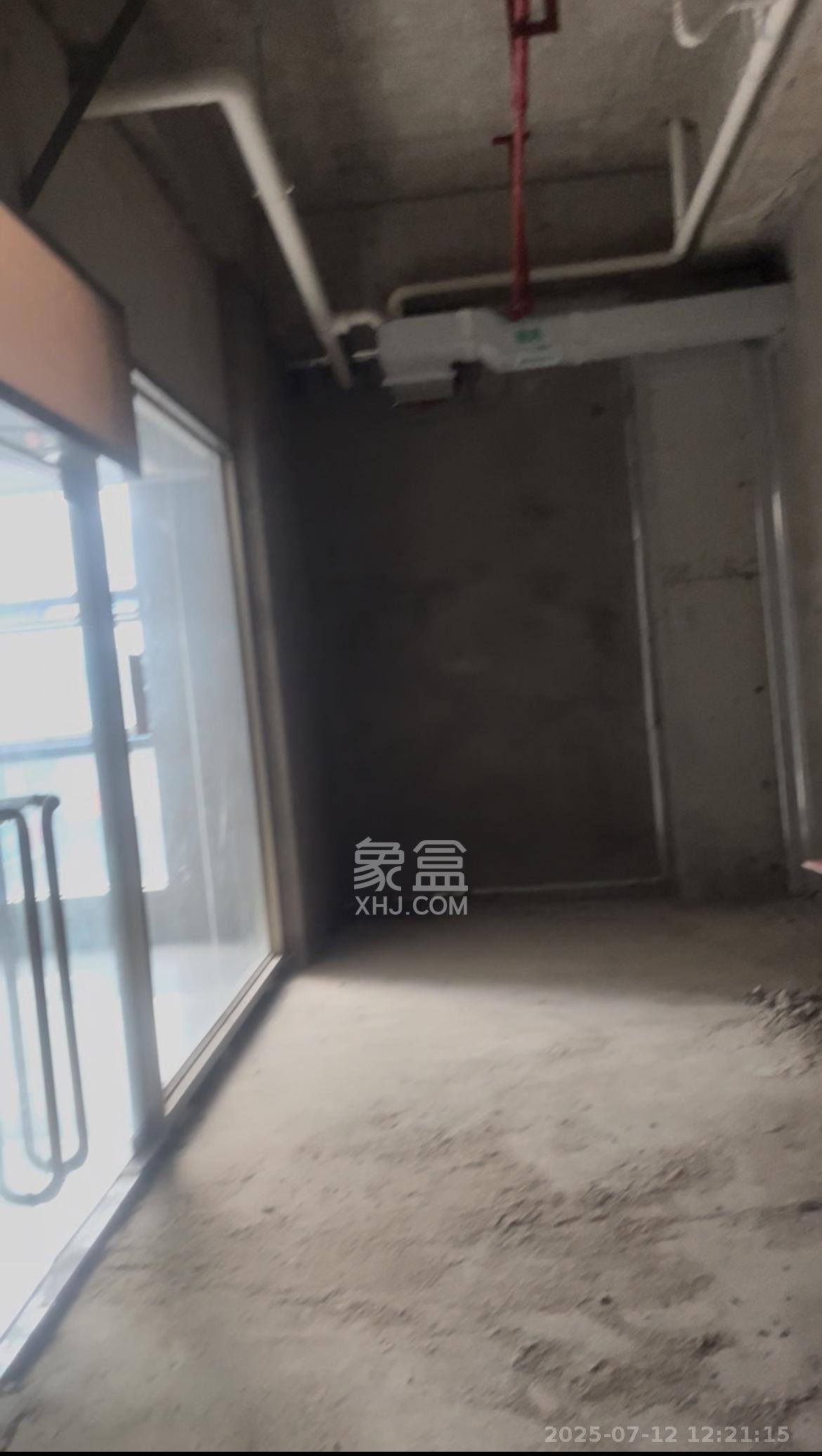 新世界广场   200.0㎡      12000.0元/月室内图