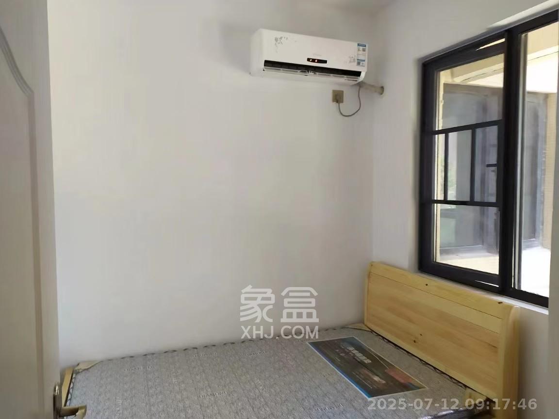 长房云时代  3室2厅1卫   2600.00元/月室内图