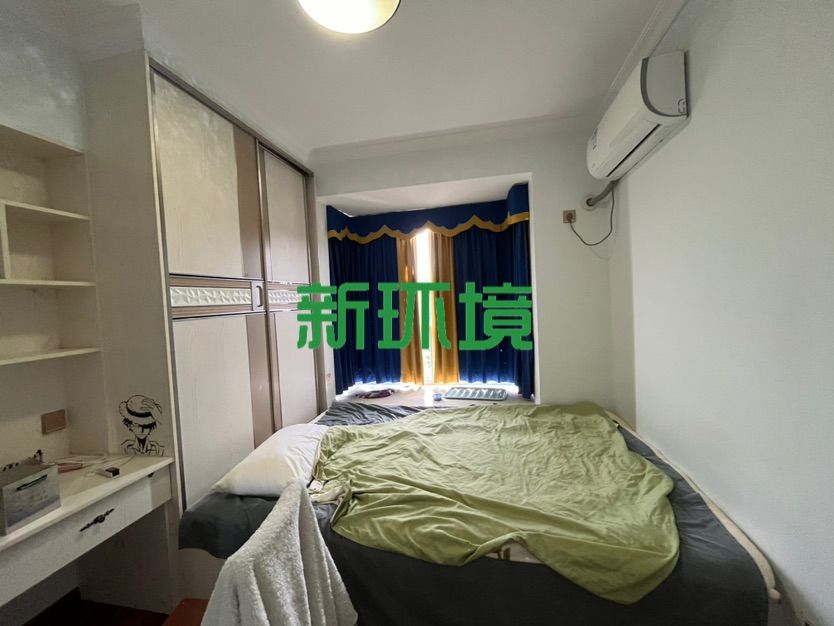 玉恒龙岸小区  3室2厅2卫    1780.0元/月室内图