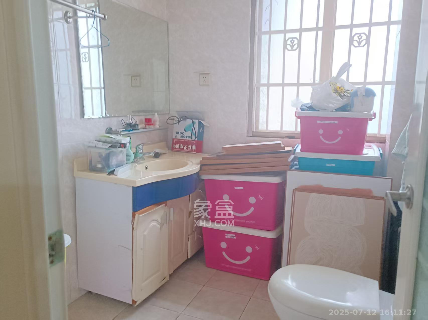 省交通科学研究院 3室2厅2卫 2400.0元/月 省交通科学研究院 3室2厅2卫 2400.0元/月室内图